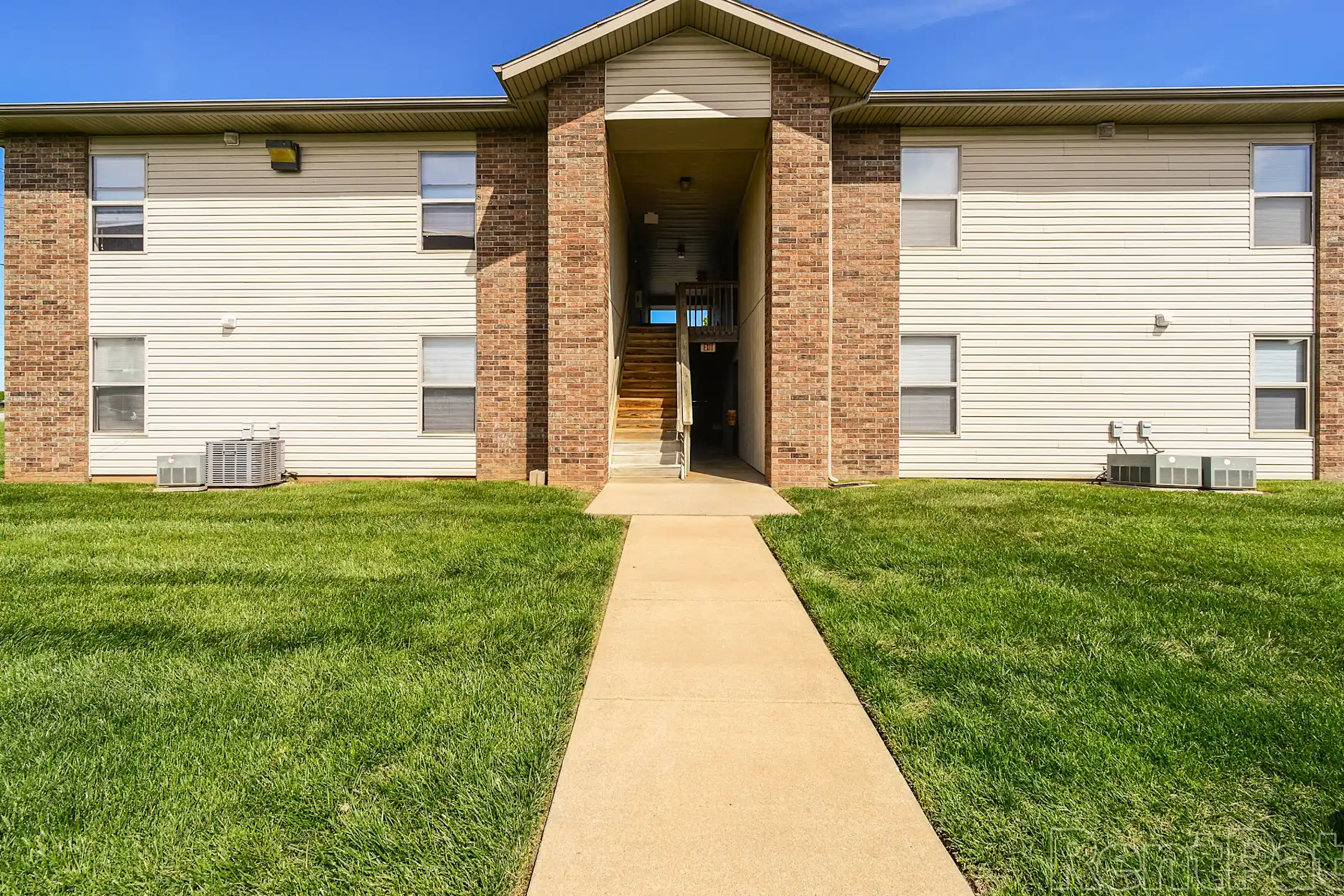 Scenic Ridge Apartments 4131 S Scenic Ave Springfield, MO