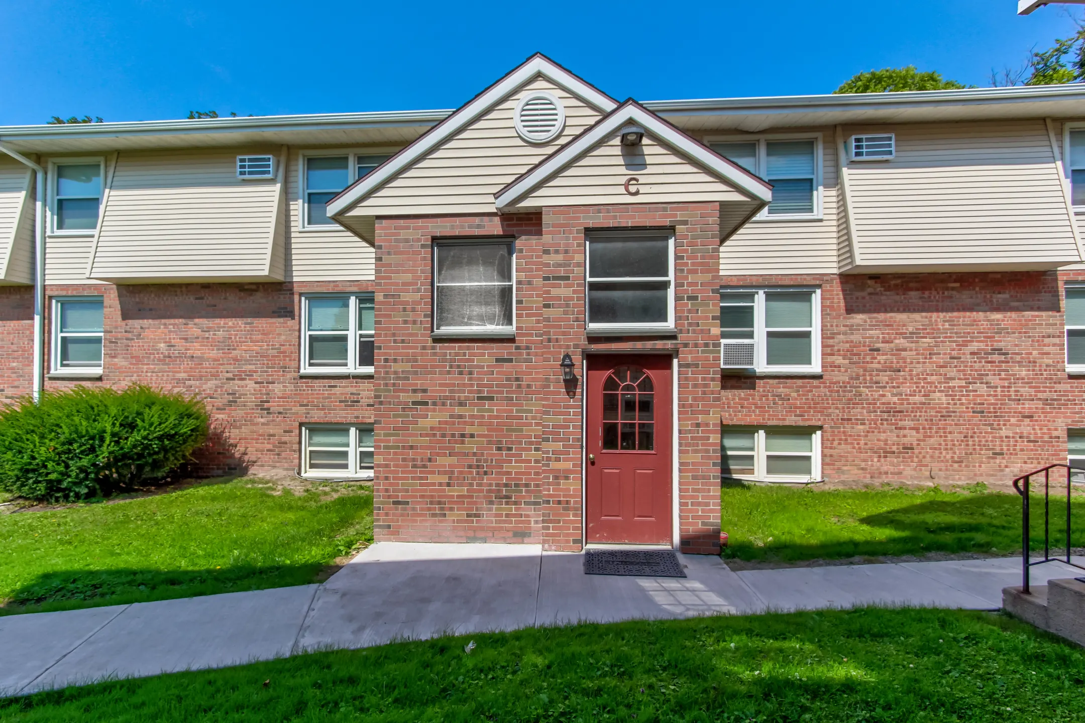 East Gate Apartments Manlius, NY 13104