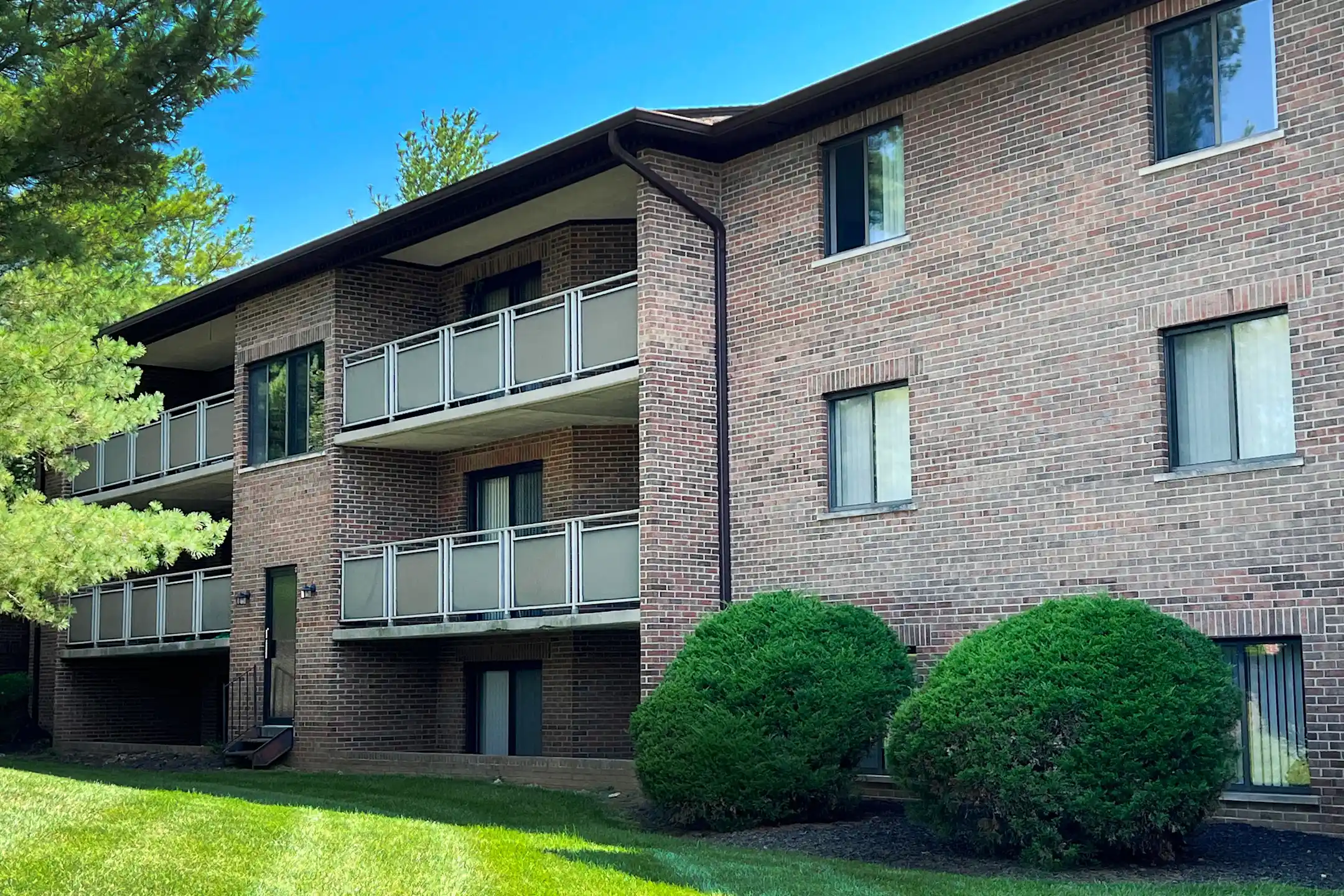 Colonial Village Apartments 715b Meadow Wood Dr Crescent Springs