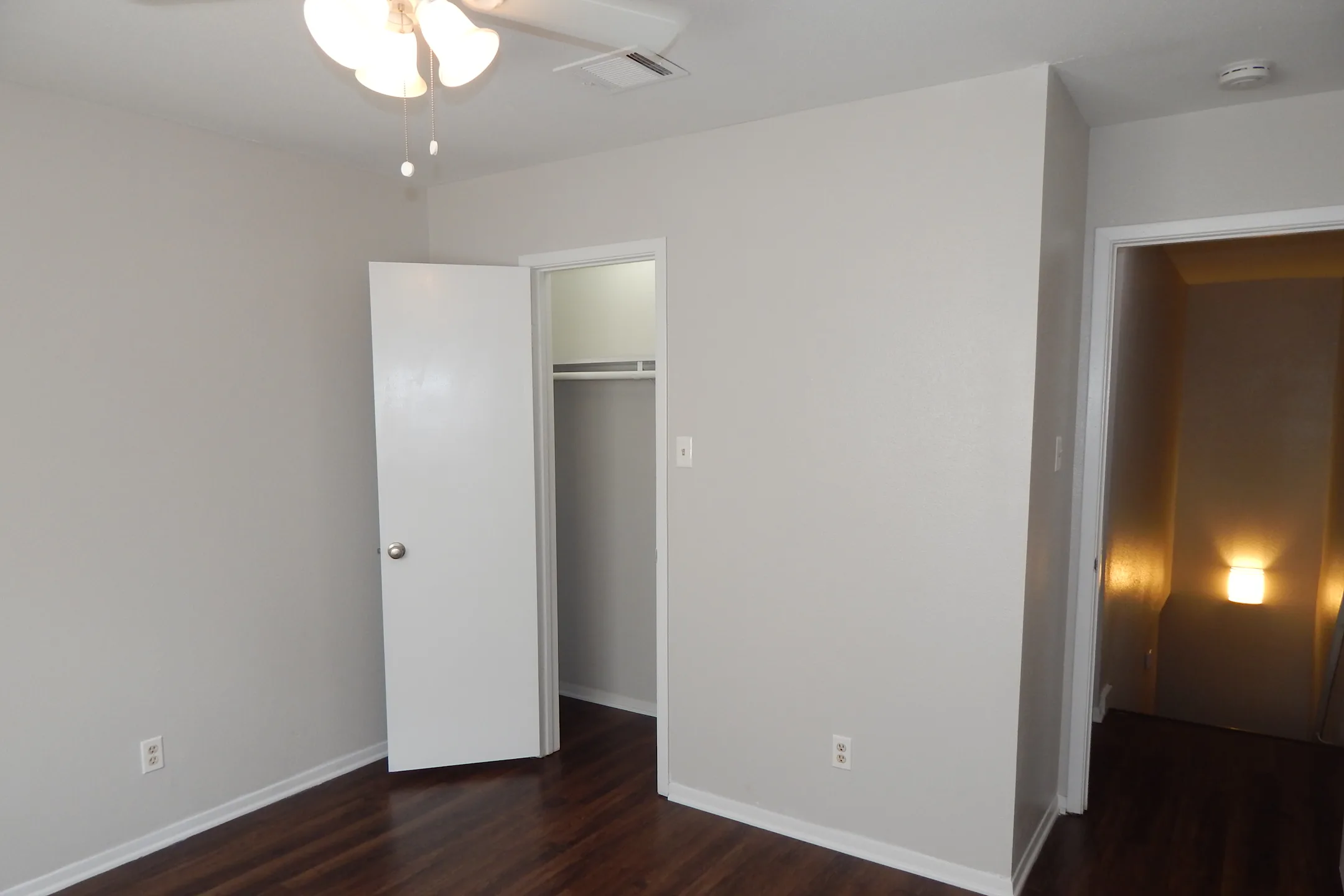 River Oaks Apartments 205 Northpointe Avenue La Grange, TX