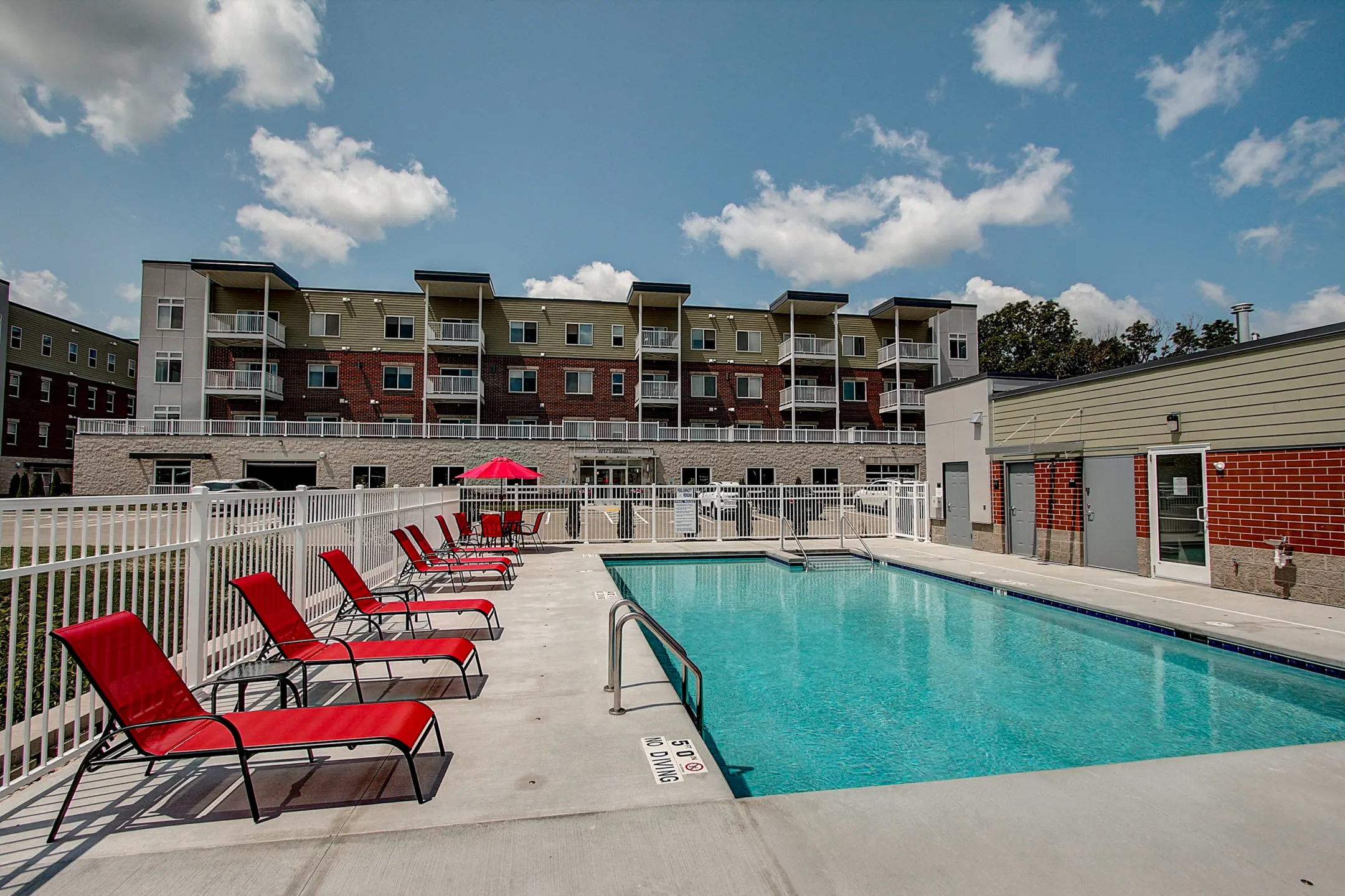 The View at Towne Center Luxury Apartments W171 S7452 Lannon Dr