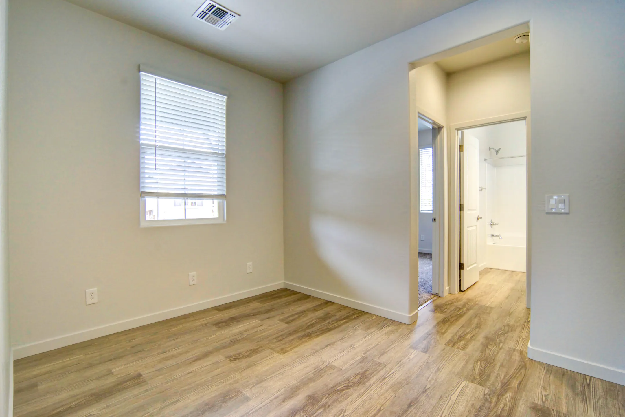 Mulberry Farms 12351 Bradshaw Mountain Road Dewey, AZ Houses for