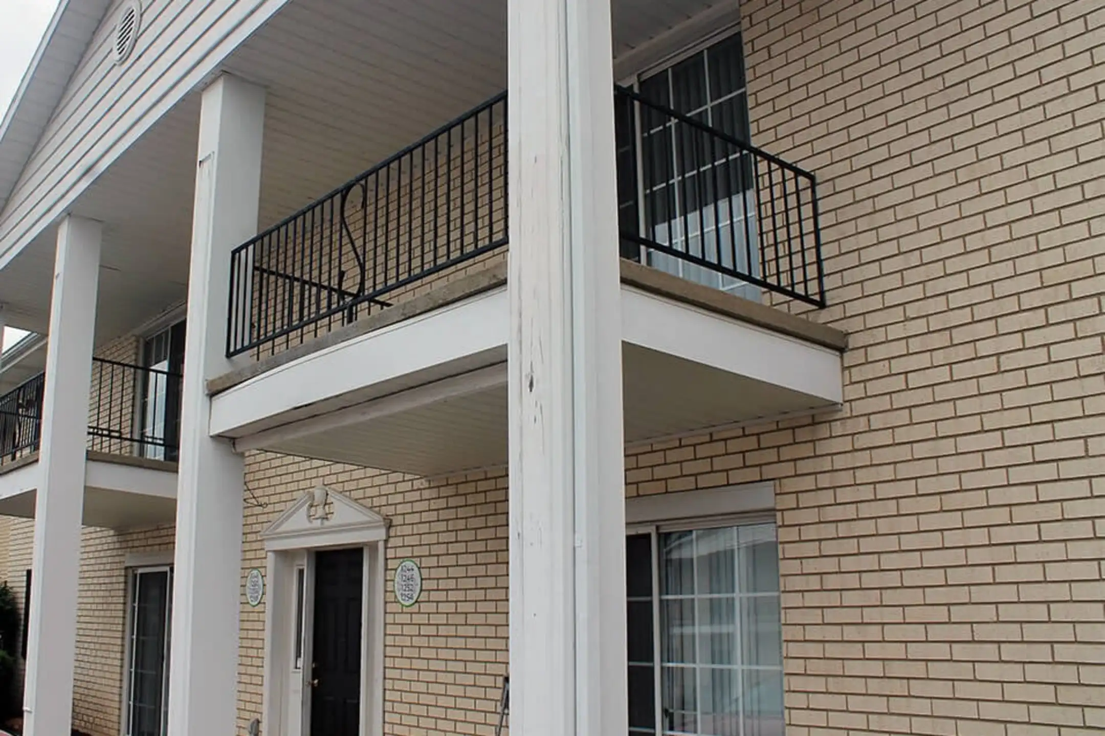 Addison Place Apartments of Evansville 1165 Shiloh Sq Evansville