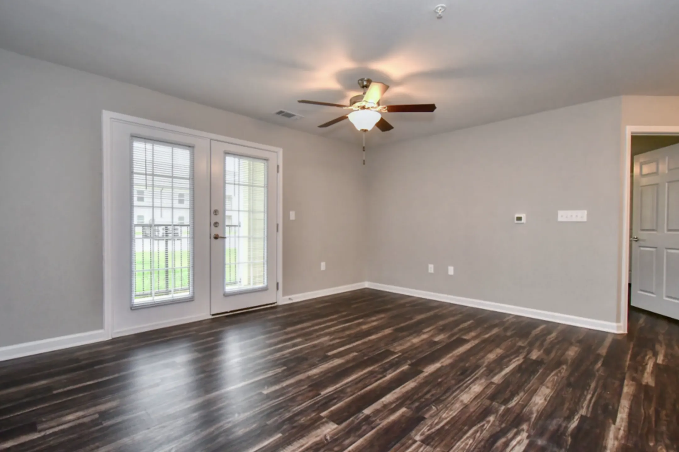 La Grange Springs Apartments La Grange, TX 78945