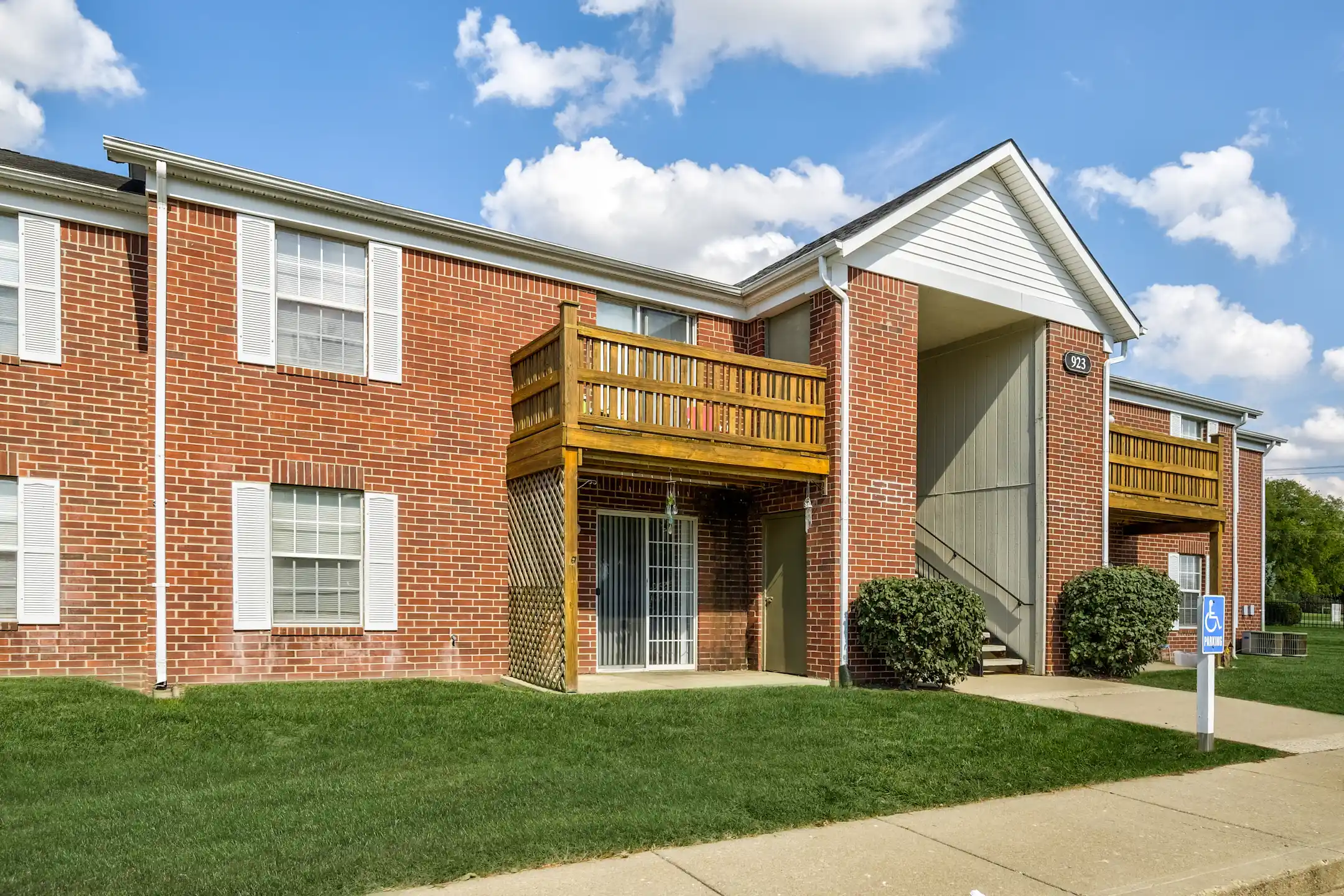 Loper Commons Apartments of Shelbyville 919 Lewis Creek Ln