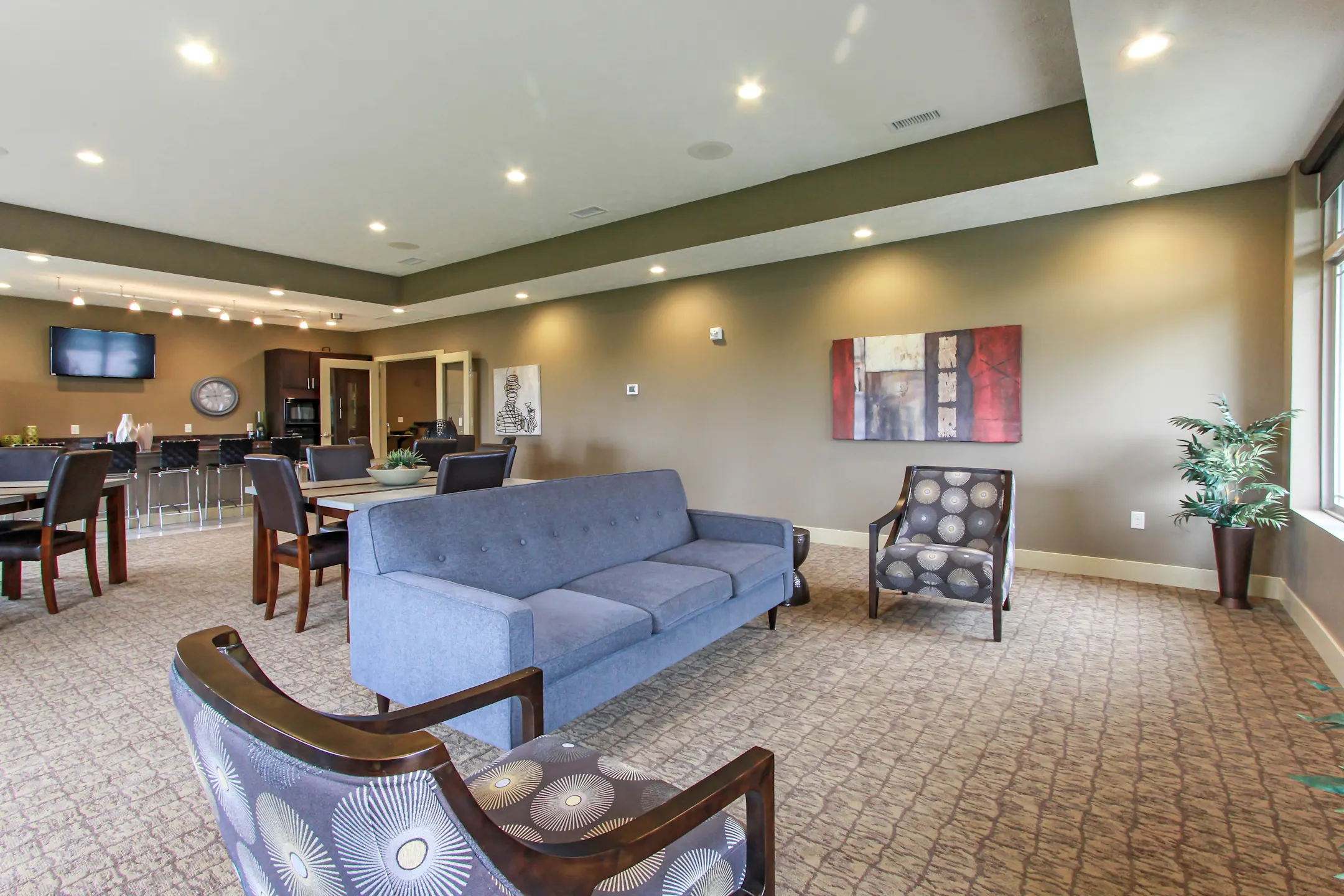 The Sterling Apartments at Grand Island 3721 W Capital Ave Grand