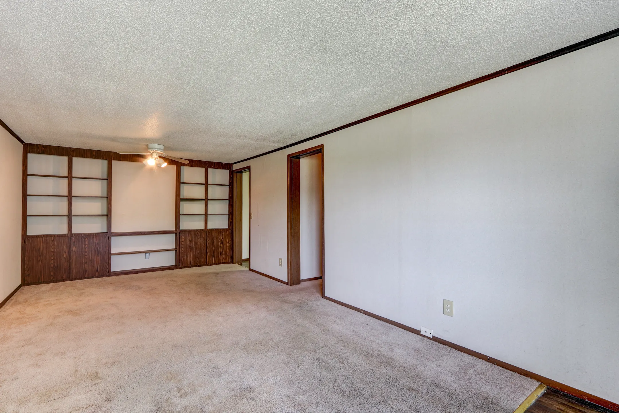 Newberry Woods Apartments Apartments Clinton Township, MI 48035