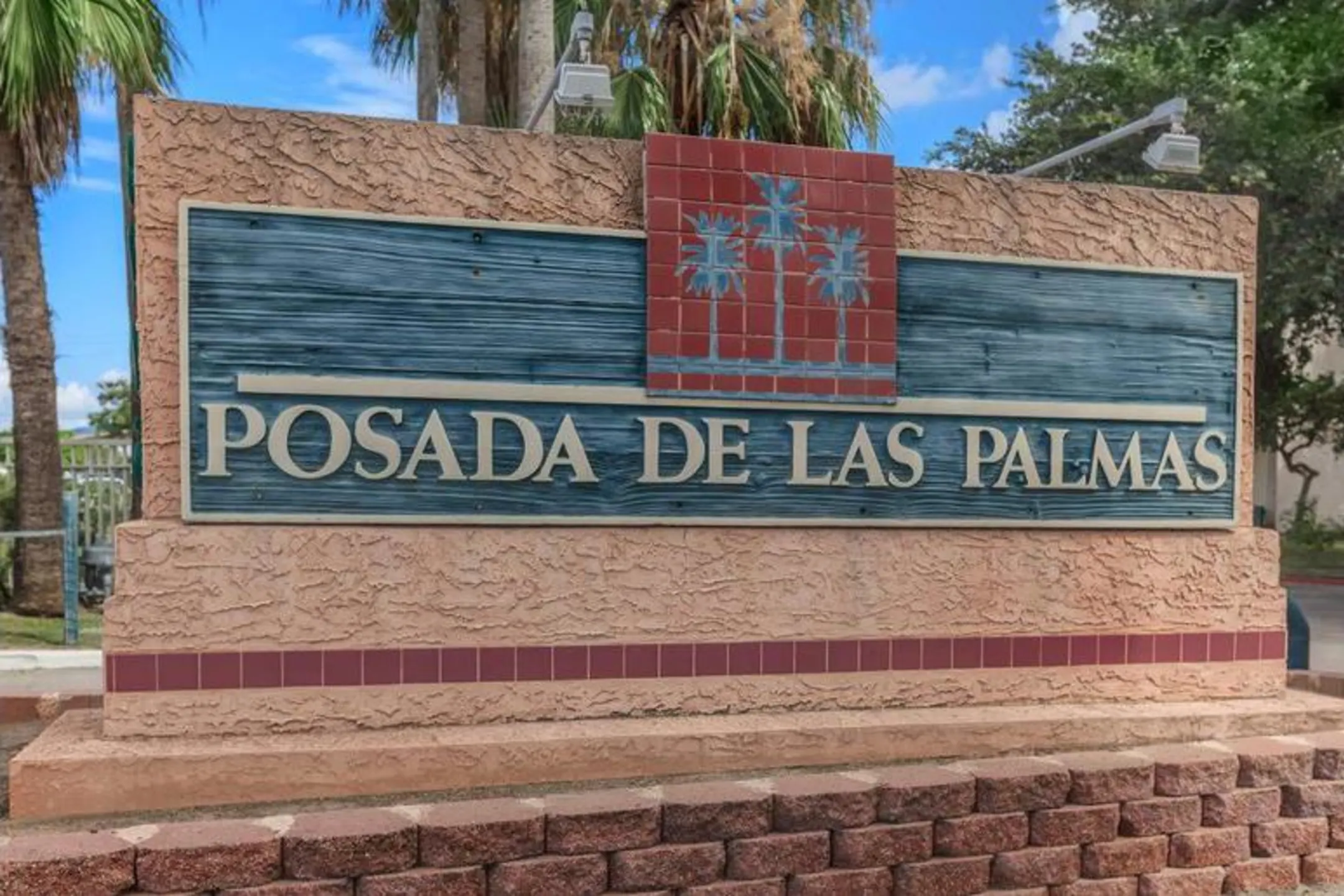 Community Signage - Posada De Las Palmas - Brownsville, TX