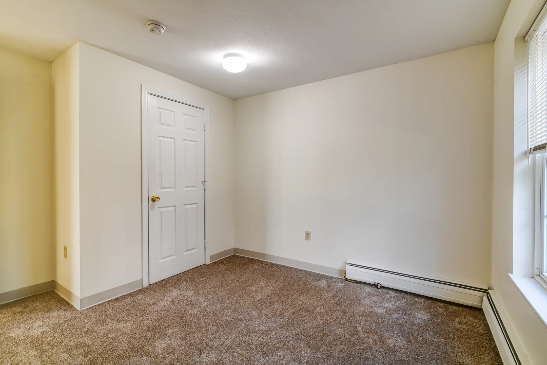 The Residences at Summit Pointe Apartments Manchester, NH 03104