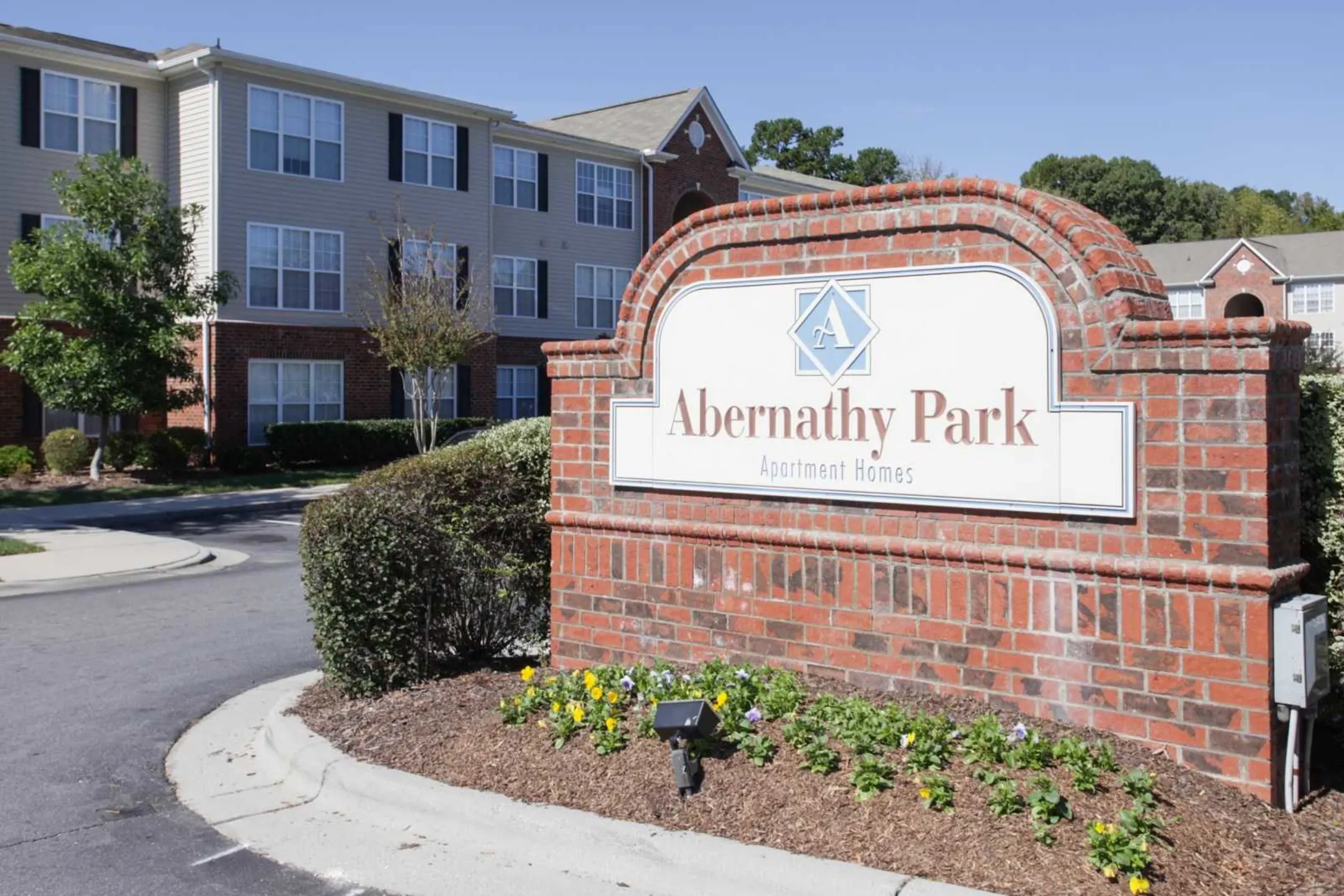 Abernathy Park Apartments - Greensboro, Nc 27406