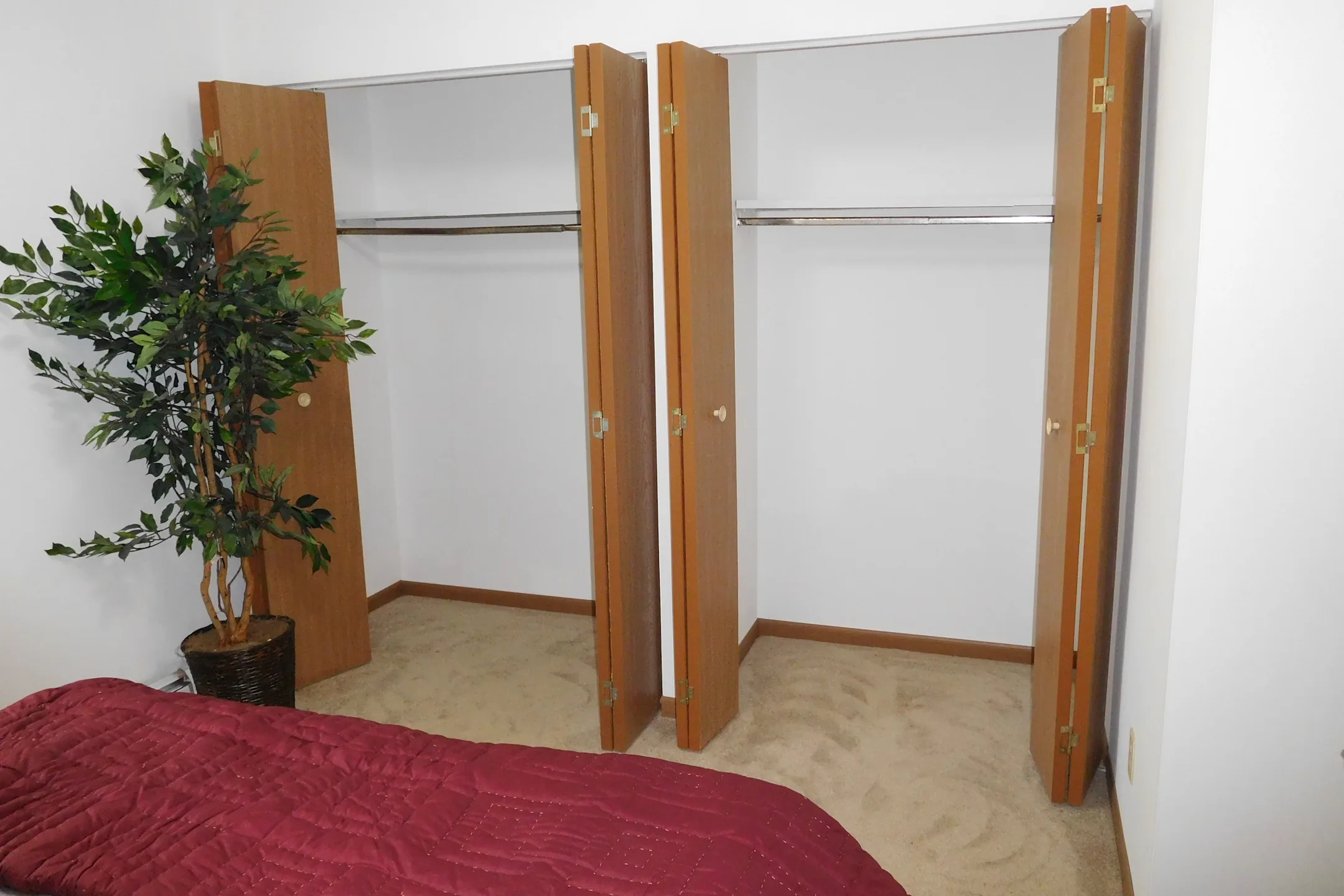 Mogadore Square 2888 Mogadore Rd Akron, OH Apartments for Rent Rent.