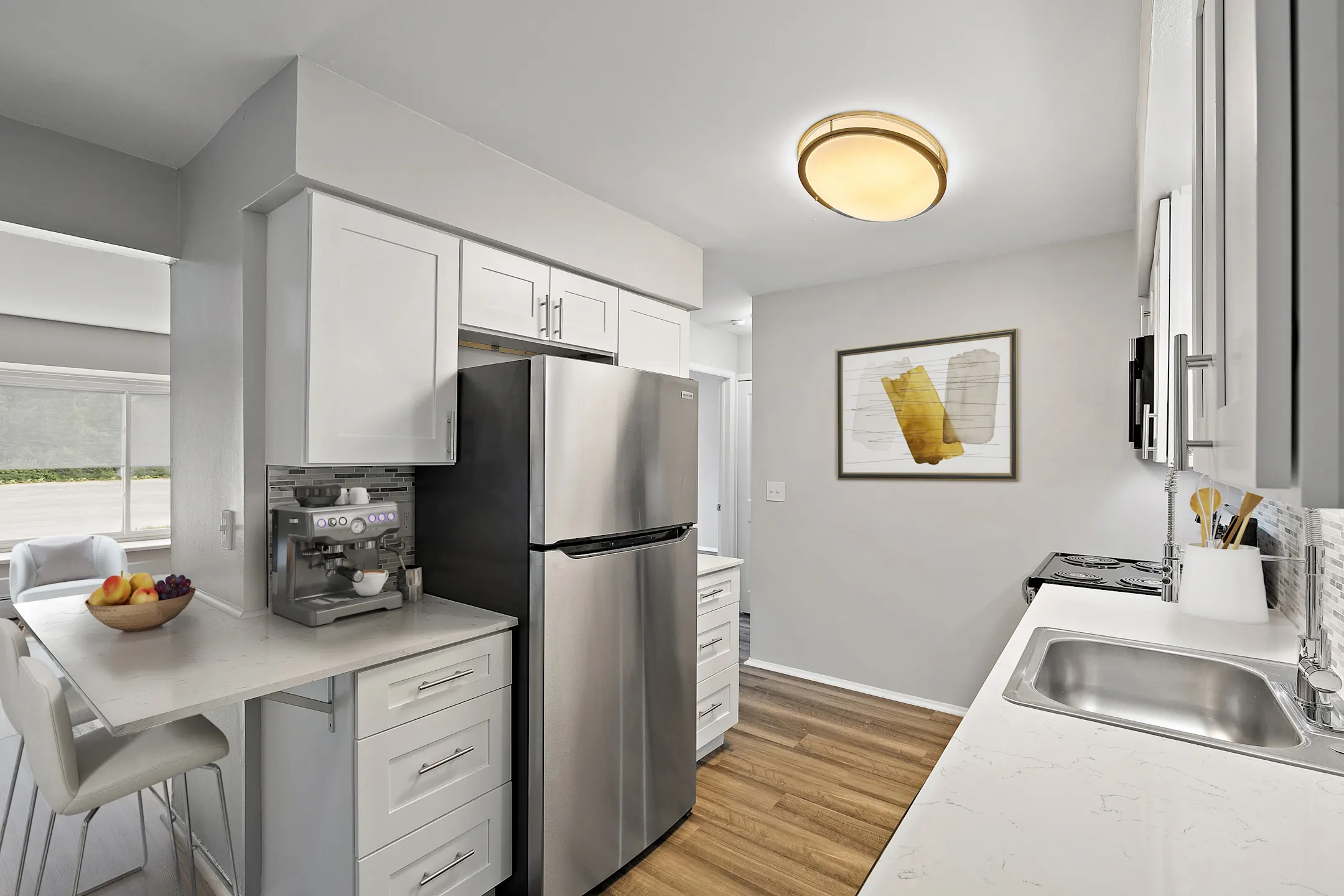 Kitchen - Hines Park Place - Plymouth, MI