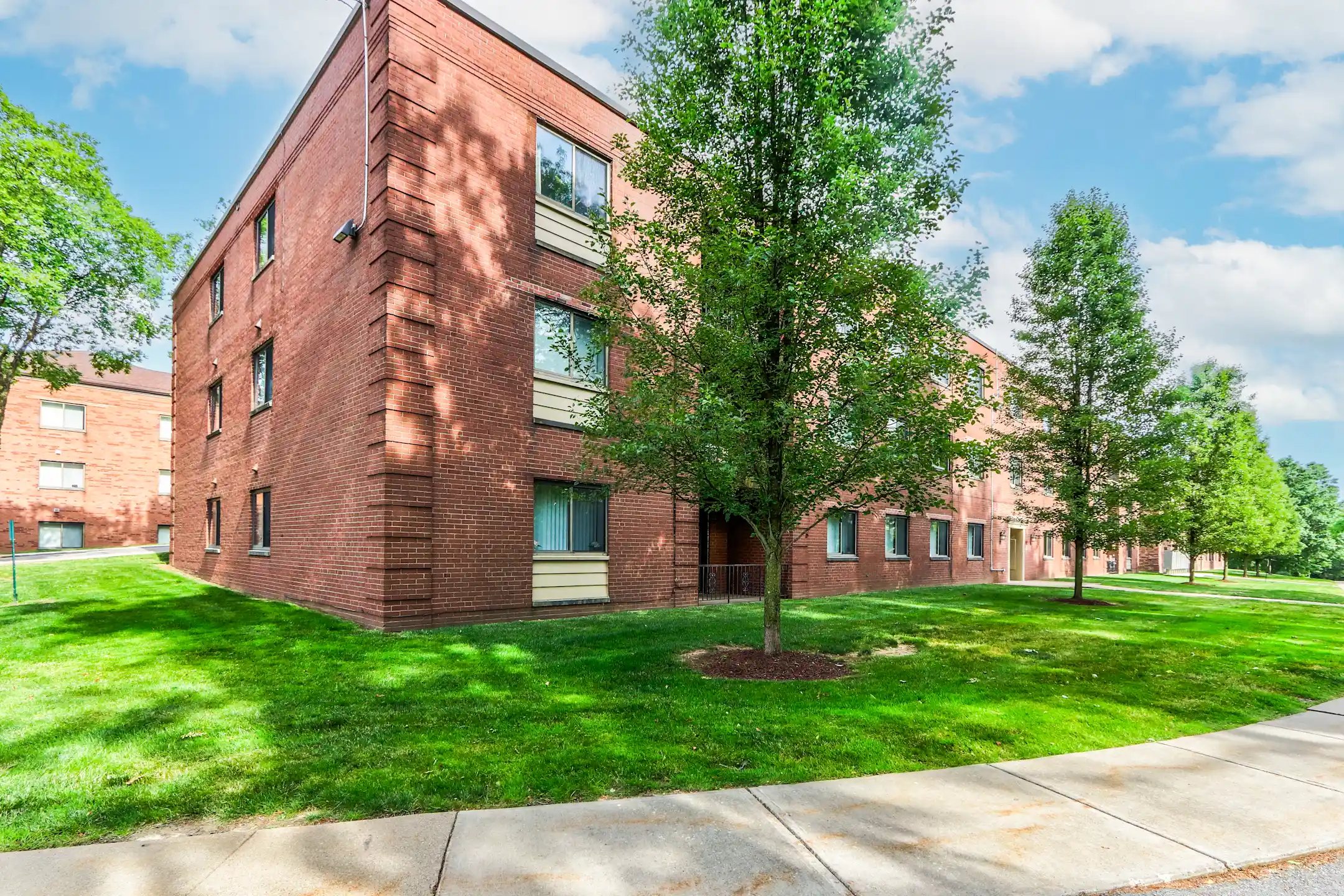 Monroeville Apartments at Birnam Wood 900 Macbeth Dr Monroeville