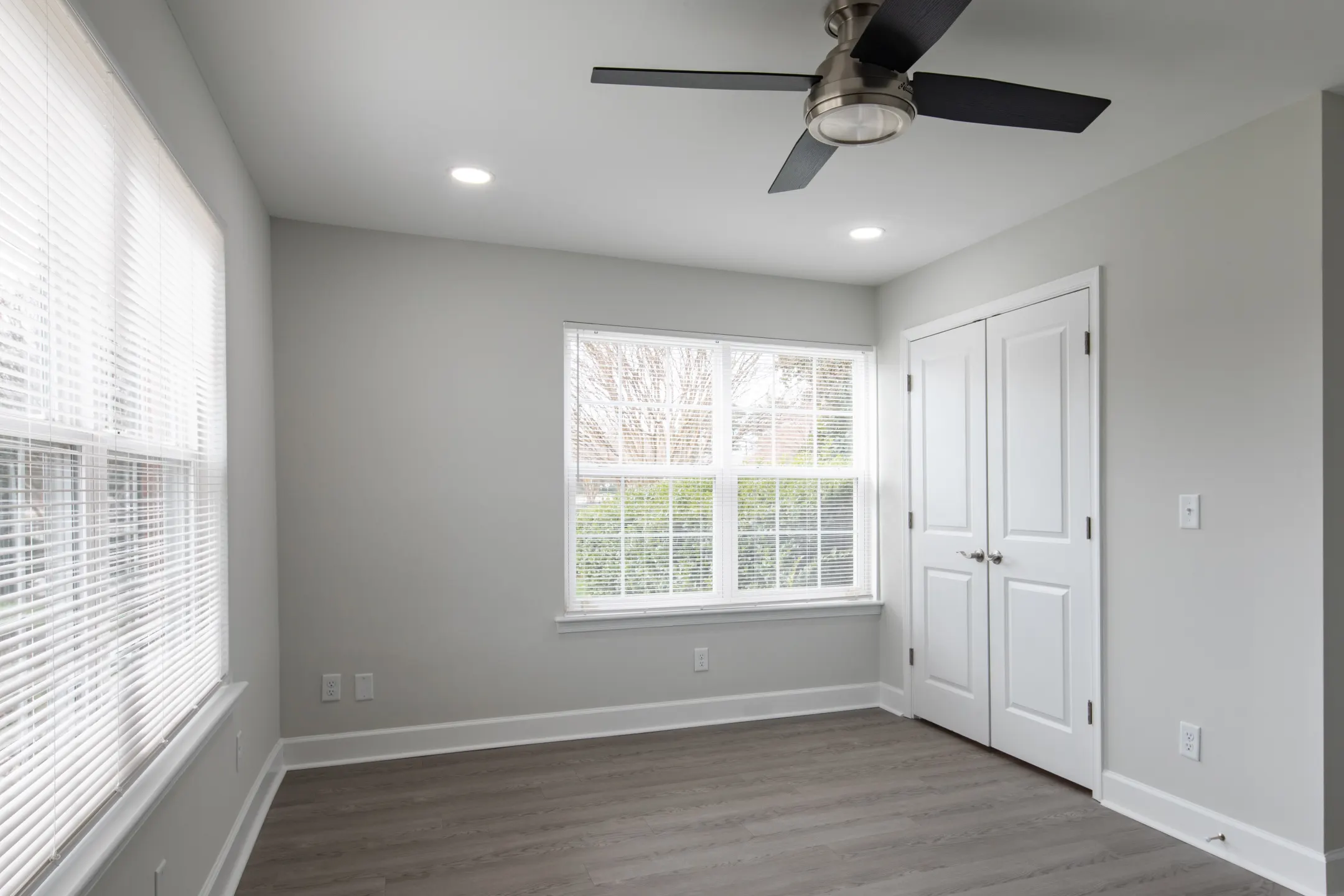 Holly Point Apartments Chesapeake, VA 23325