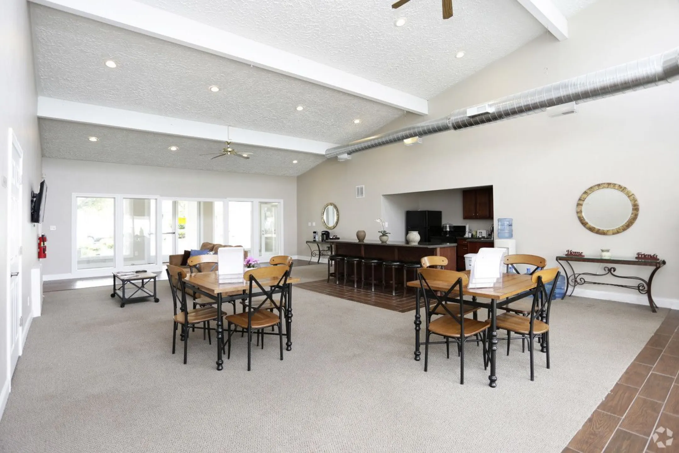 North River Landing Apartments 2301 W Lexington Ave Elkhart, IN