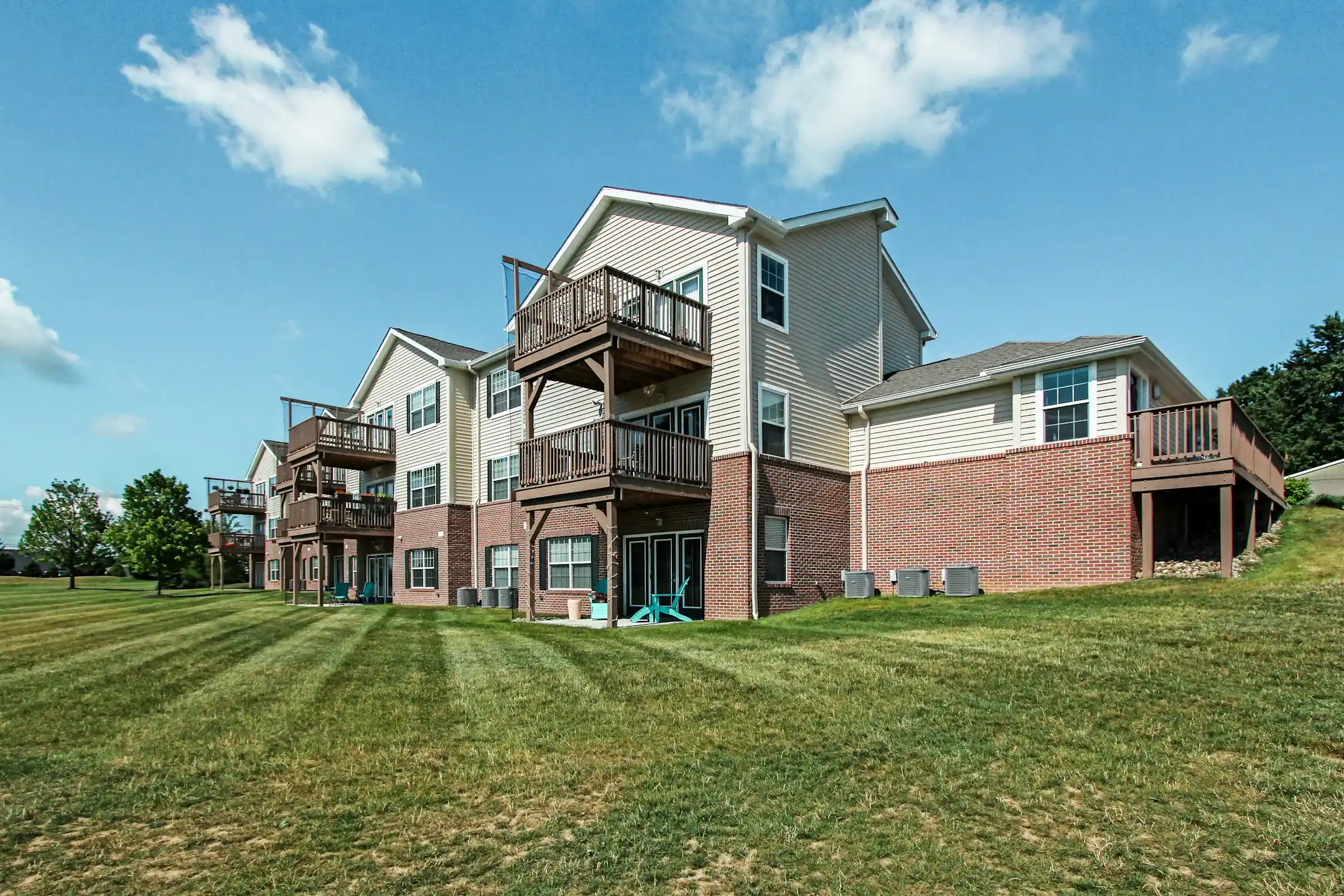 Sanctuary Grove Luxury Apartments Apartments Canton, OH 44720