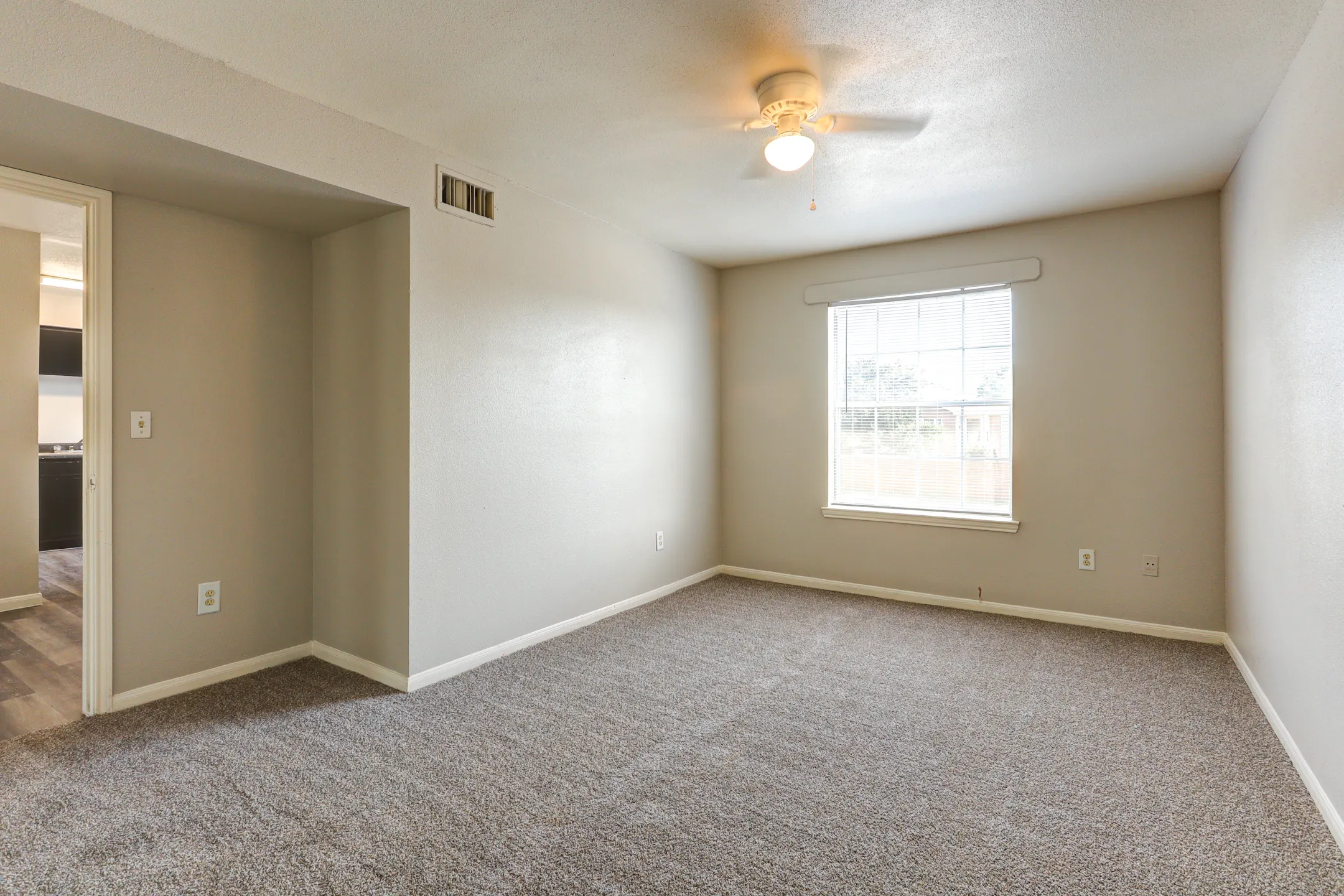 Scott Street Townhomes 7245 Scott St Houston, TX Apartments for