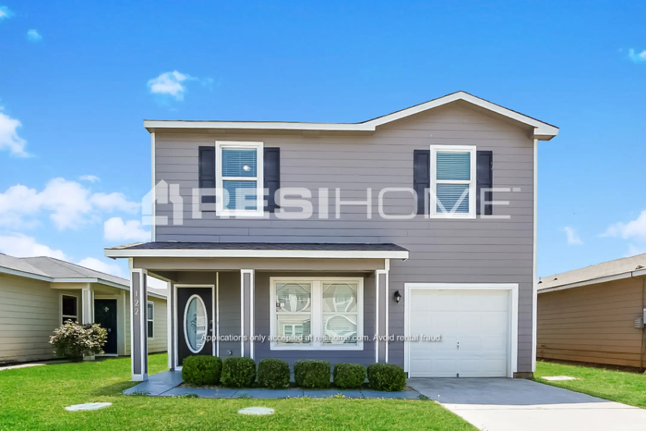 122 Farmington Dr  