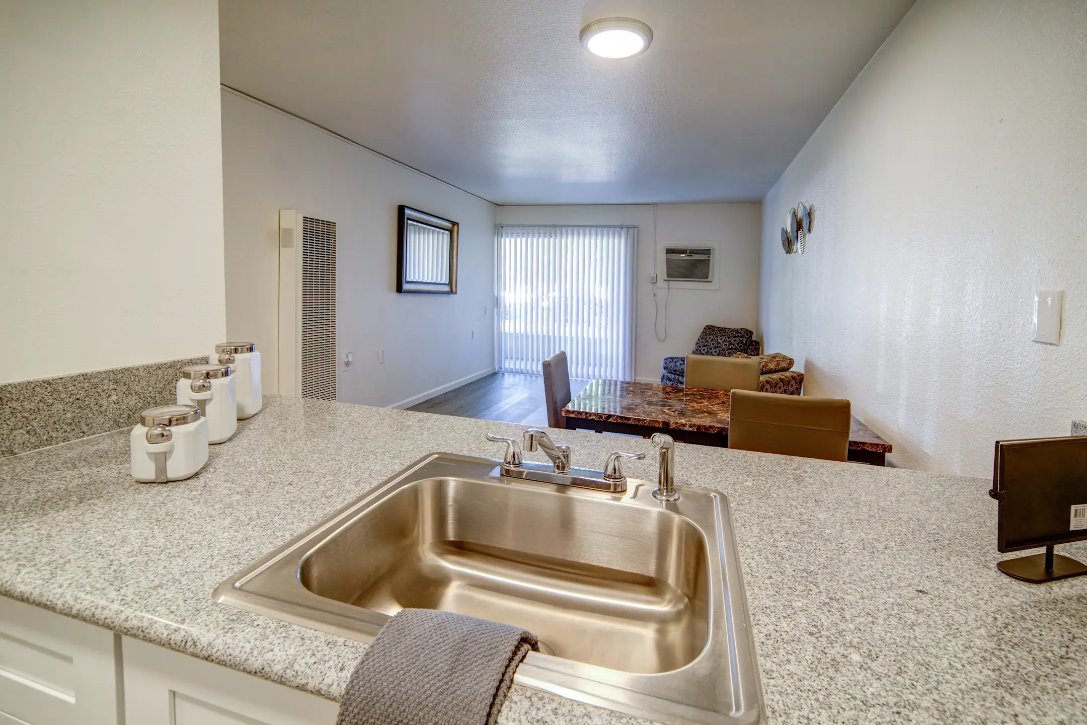 1100 West Apartments Suisun City, CA 94585