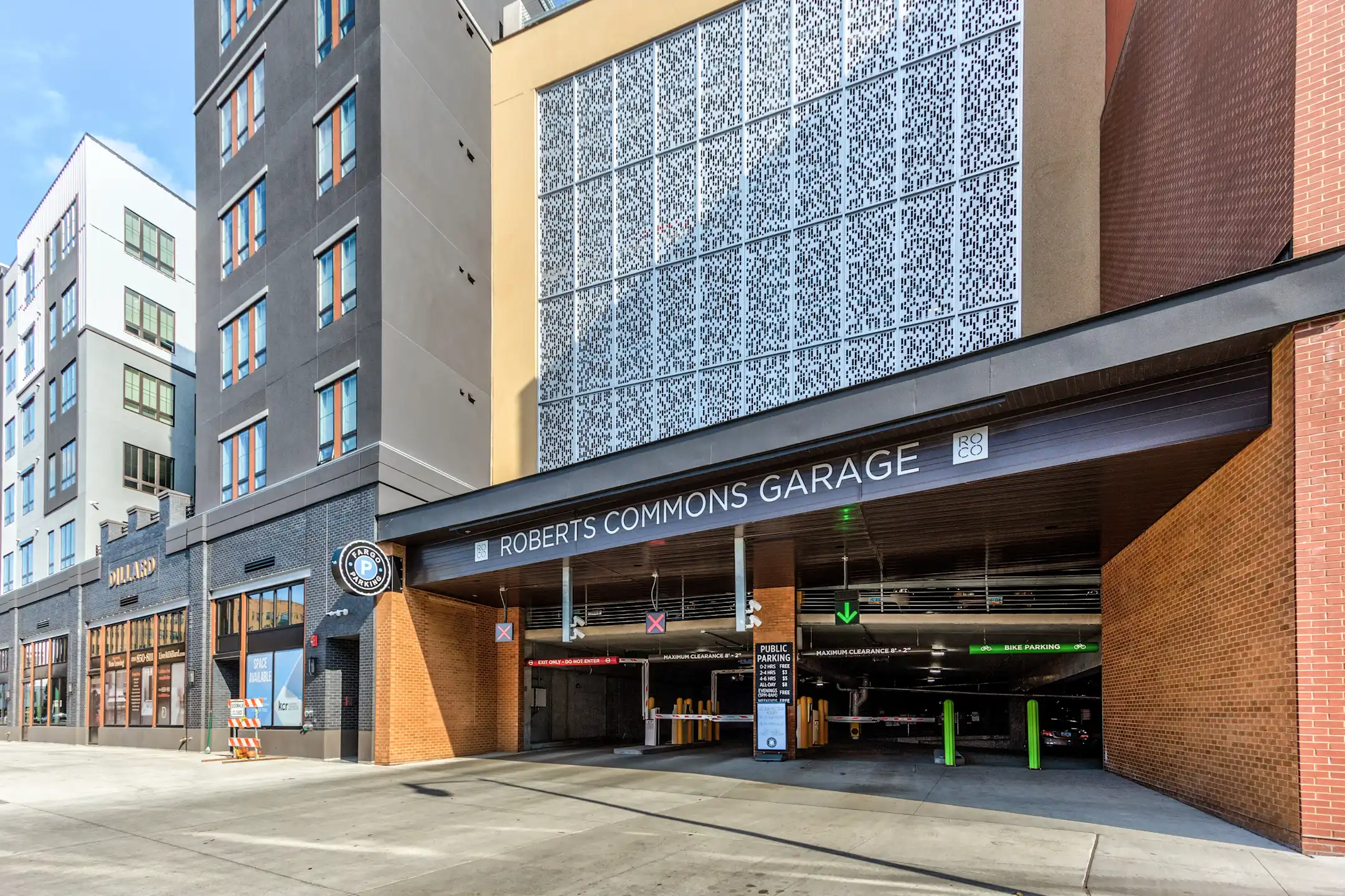 Building - Dillard Apartments-Downtown Fargo - Fargo, ND