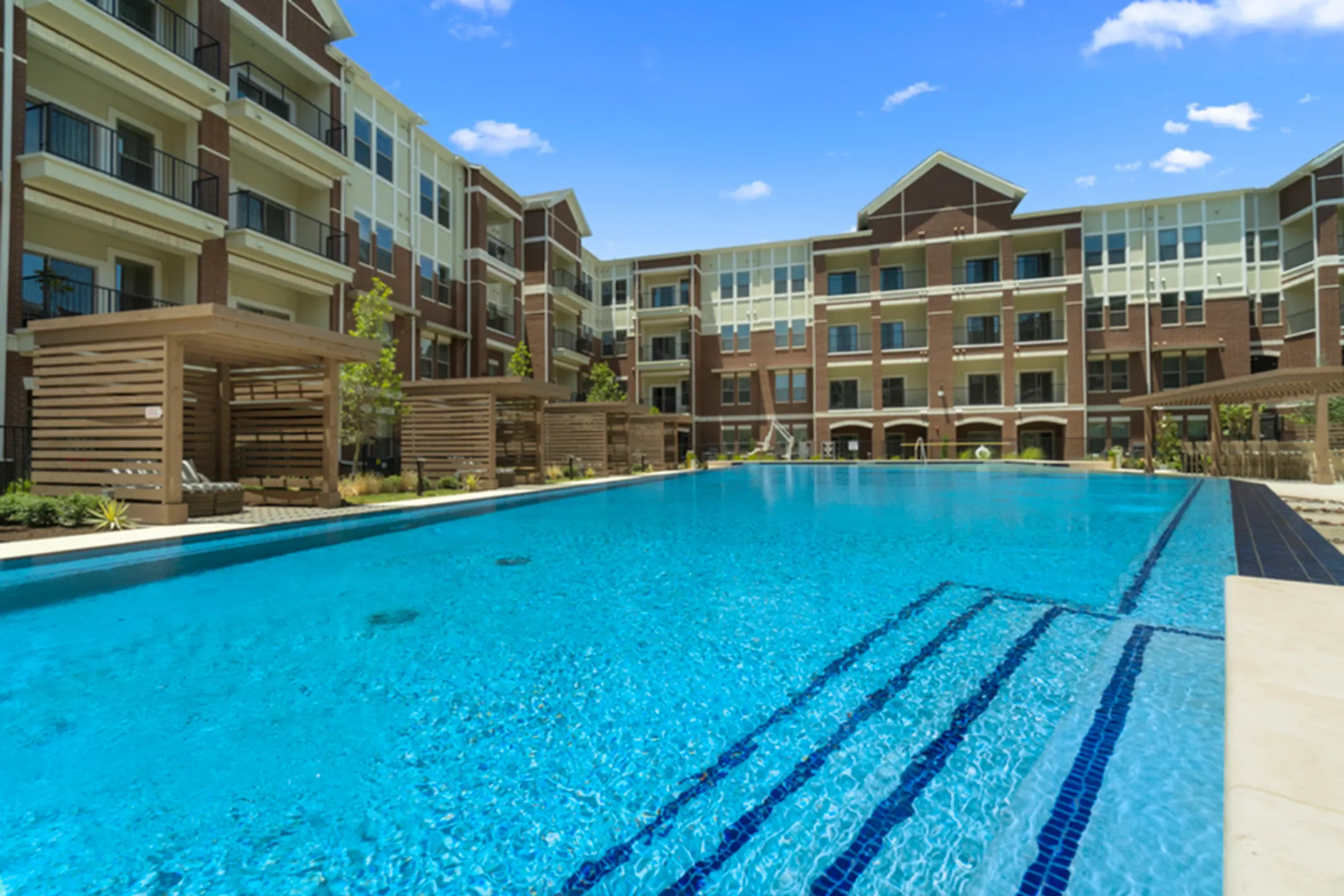 The Mansions at Mercer Crossing 1850 Mercer Pkwy E Farmers Branch