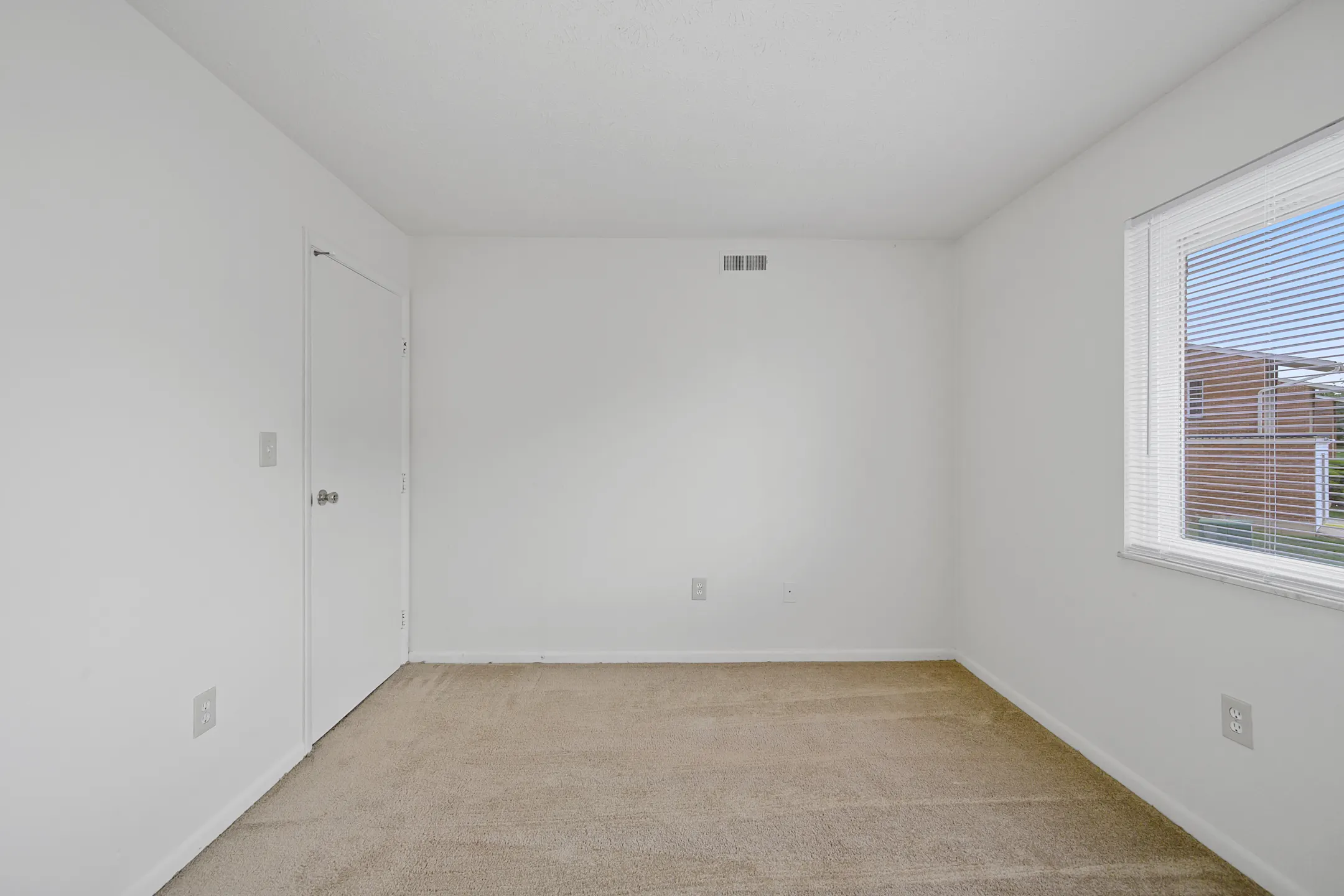 Woodmere Apartments 9333 Round Top Rd Cincinnati, OH Apartments for