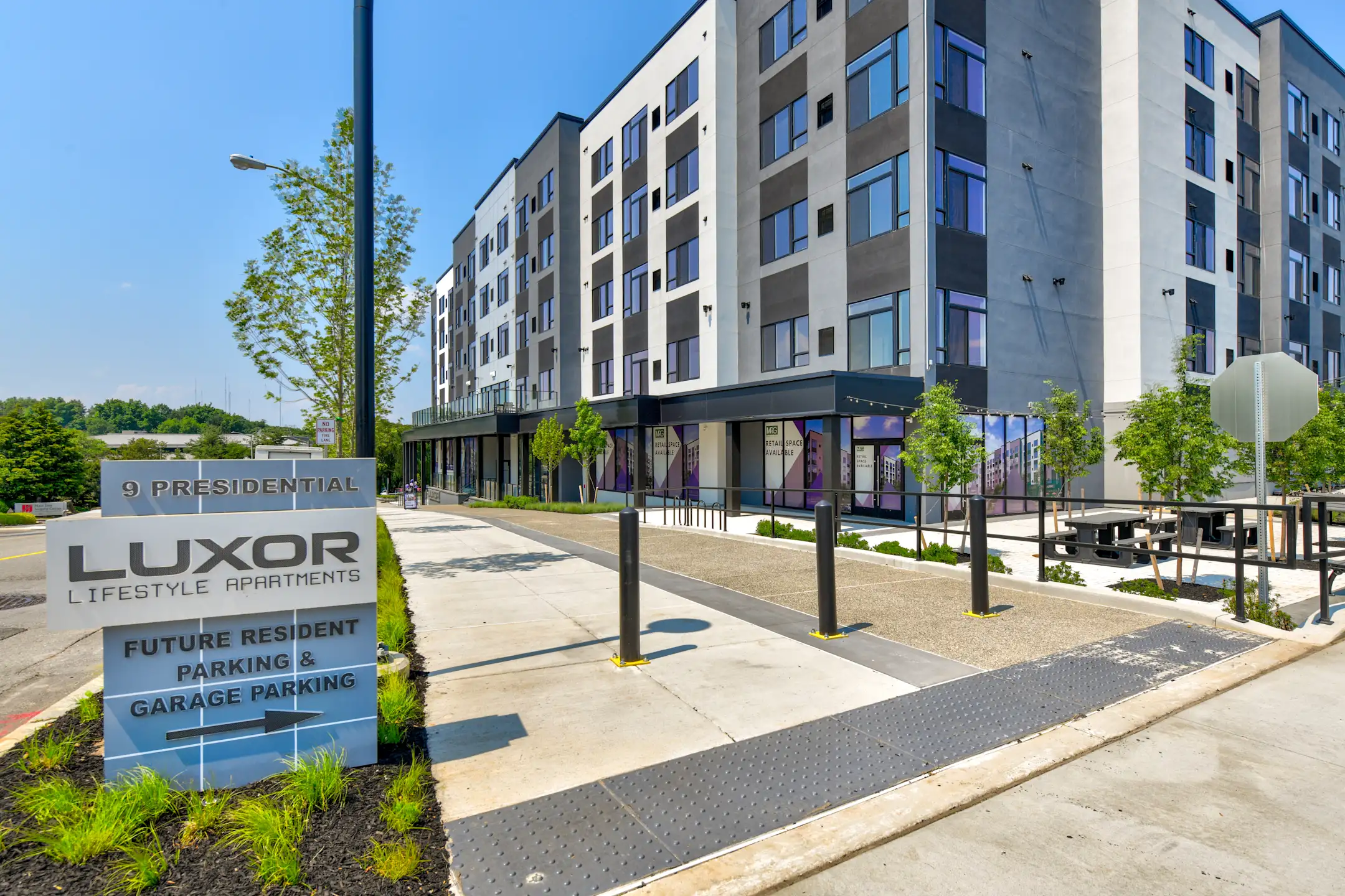 Luxor Lifestyle Apartments 9 Presidential Boulevard Bala Cynwyd, PA