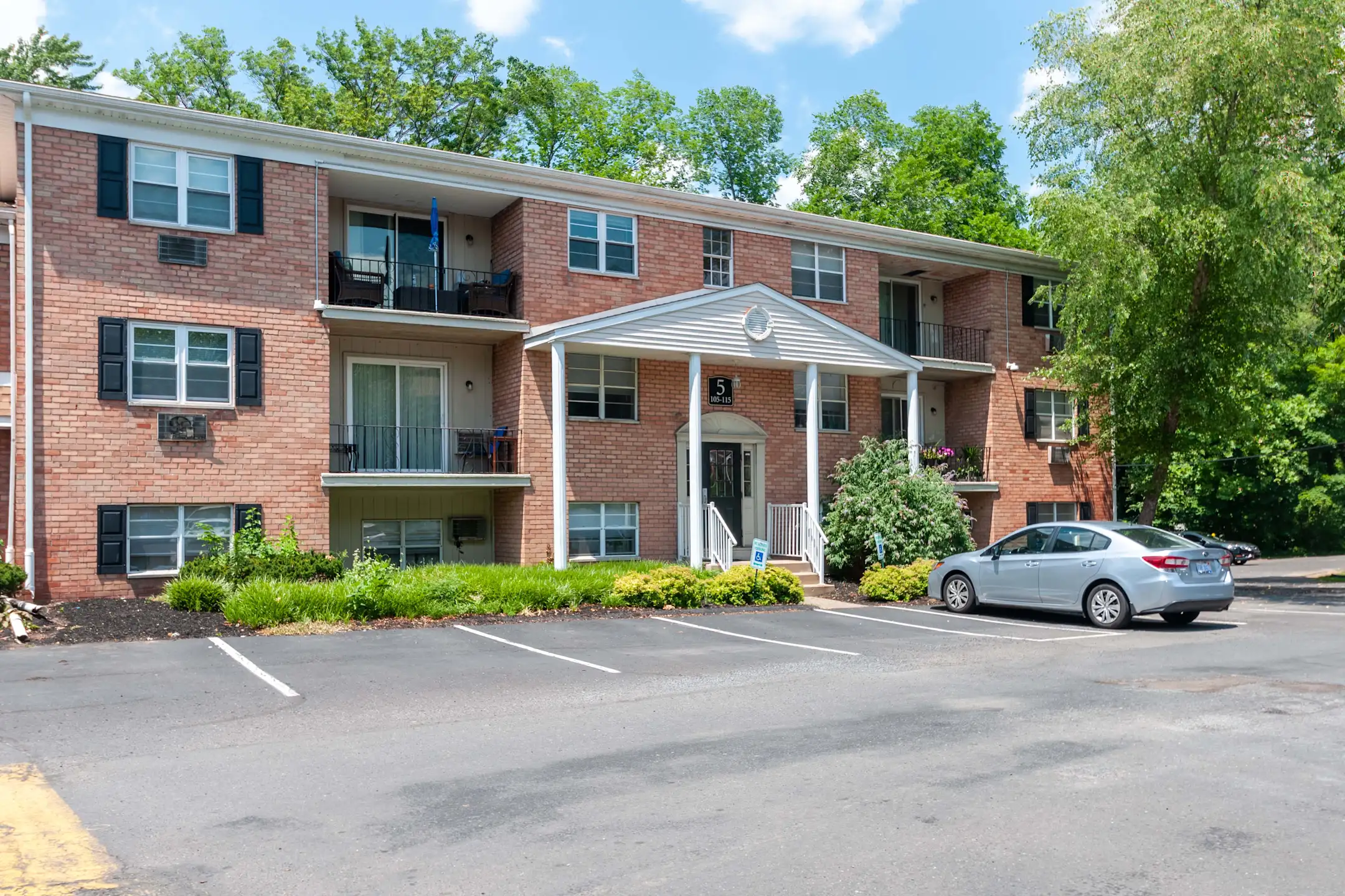 Croftwood Apartments Feasterville Trevose, PA 19053