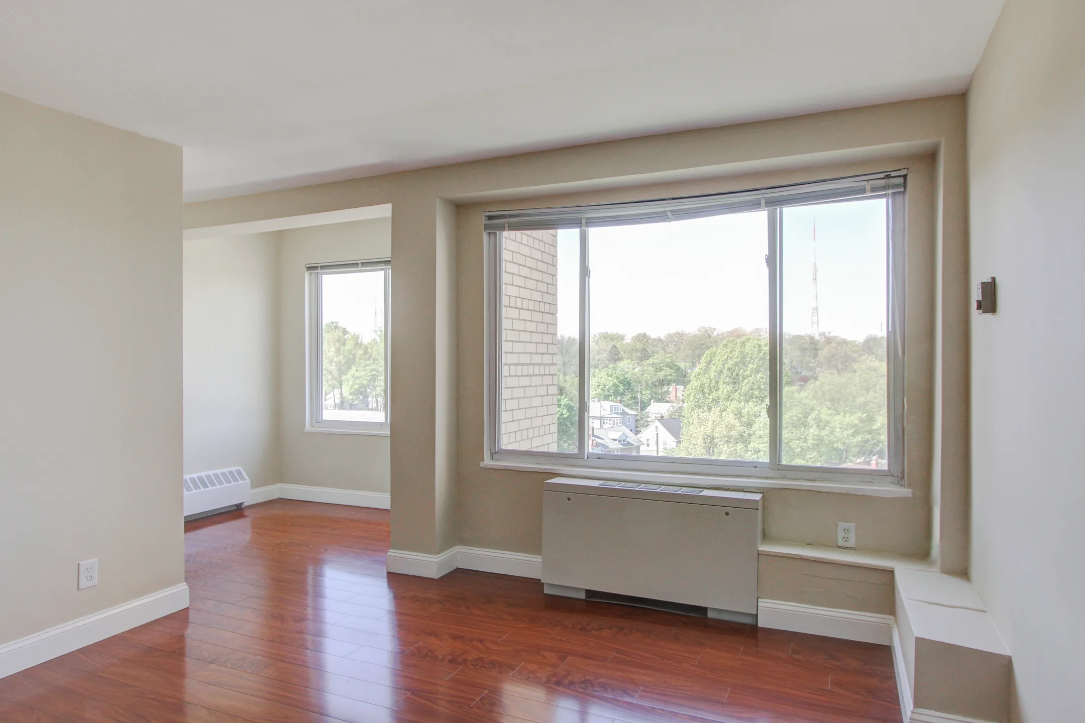 Chevy Chase Tower Apartments Washington, DC 20015