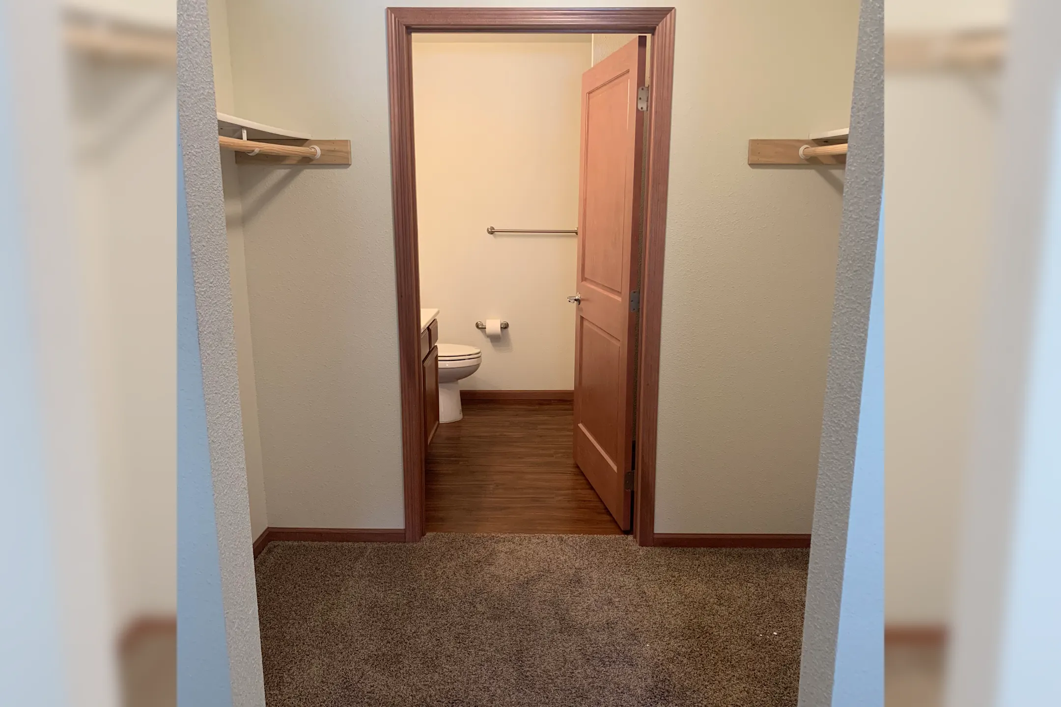 Town Square Apartments Big Lake, MN 55309