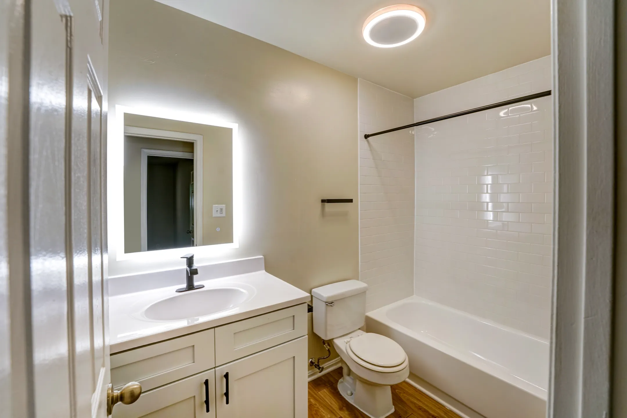 Valor Apartments Silver Spring, MD 20904