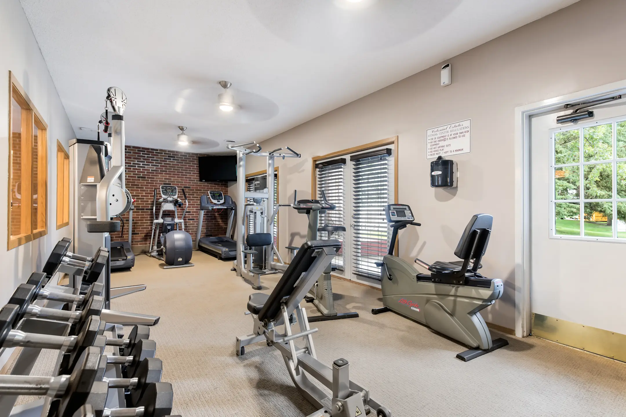 Colonial Estates Apartments Coon Rapids, MN 55433