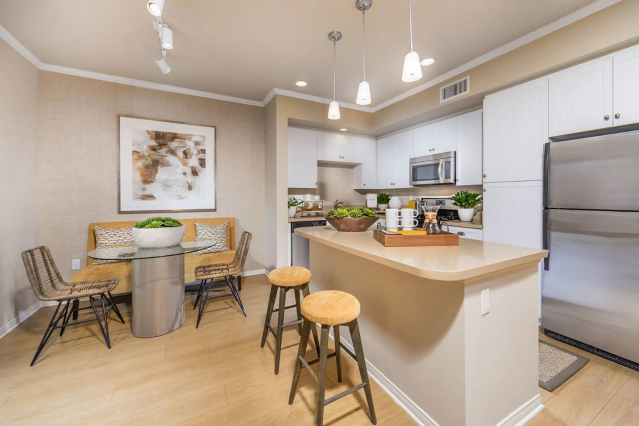 Kitchen - Los Olivos Apartment Village - Irvine, CA