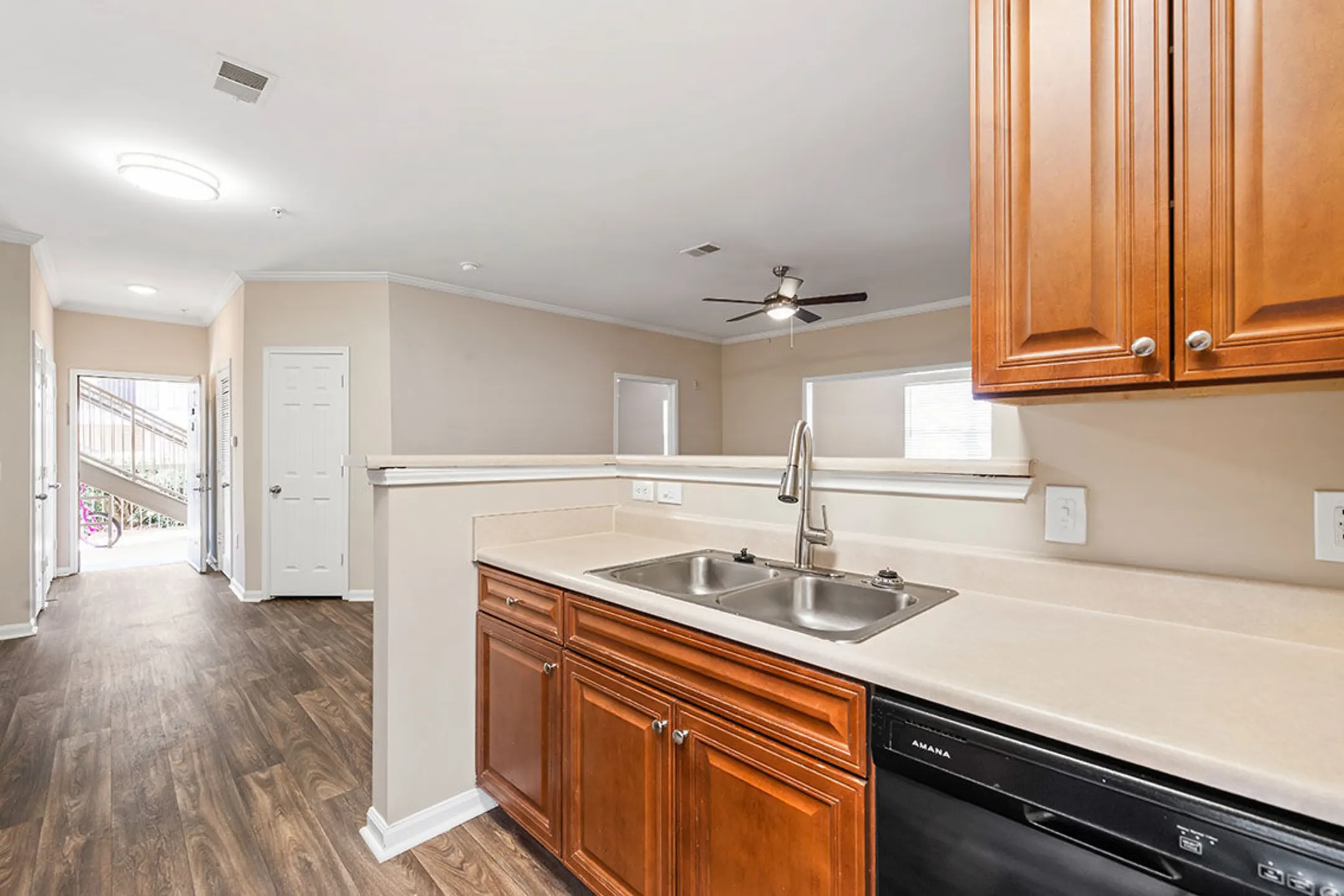 Houston Lake Apartment Community Apartments Kathleen, GA 31047