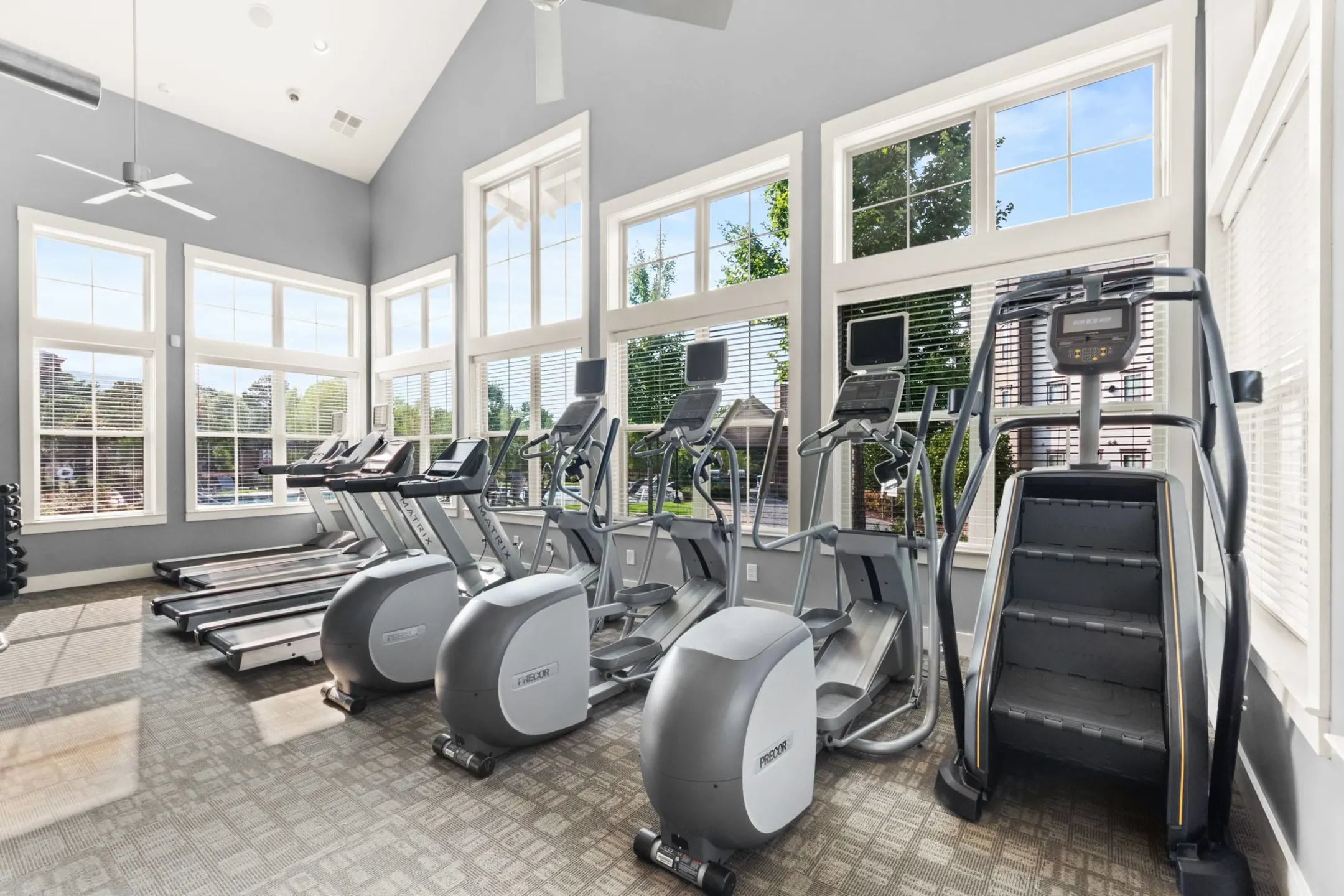 Fitness Weight Room - Ridge At Chenal Valley - Little Rock, AR