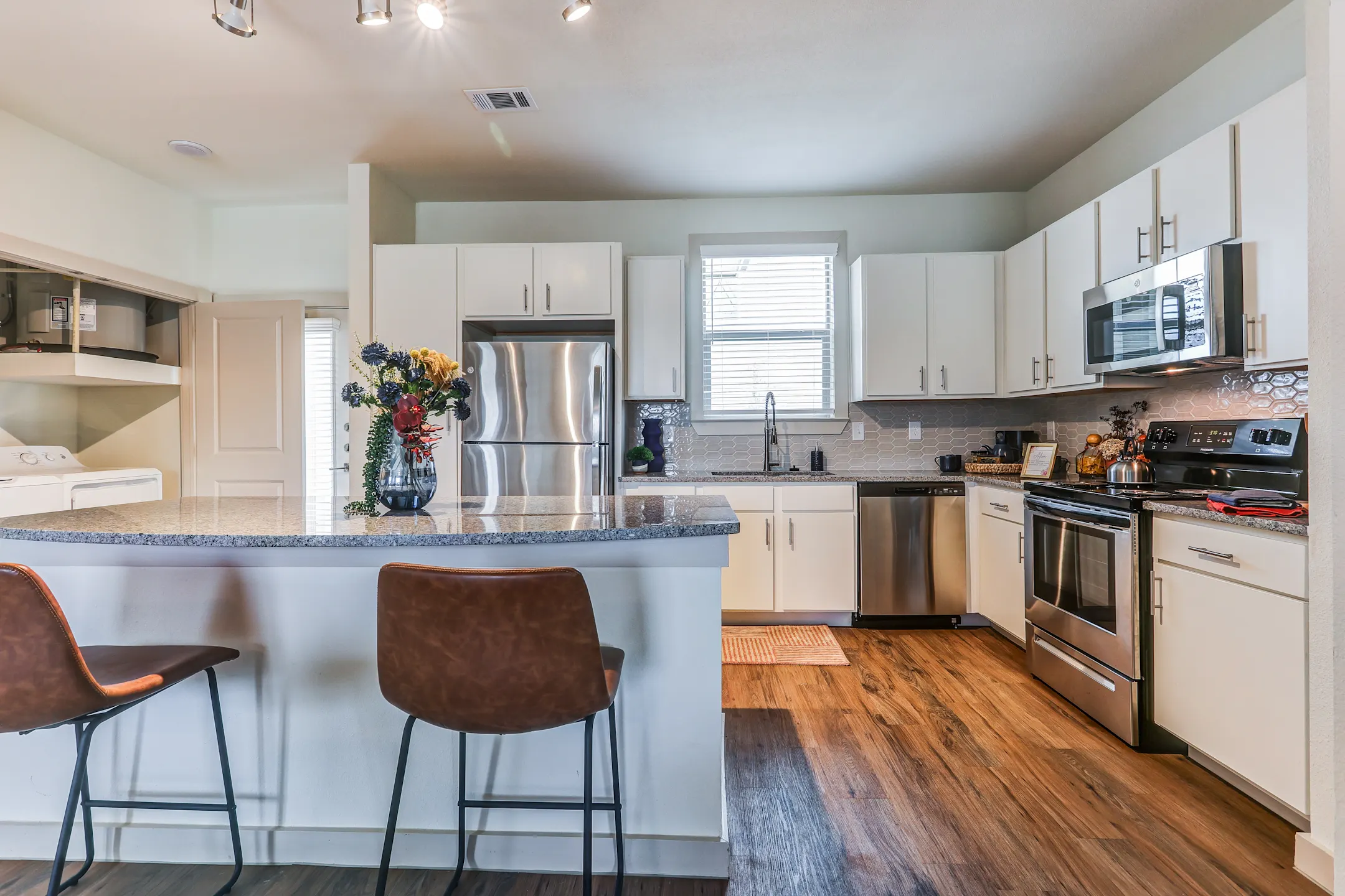 Home at Waller Apartments Waller, TX 77484