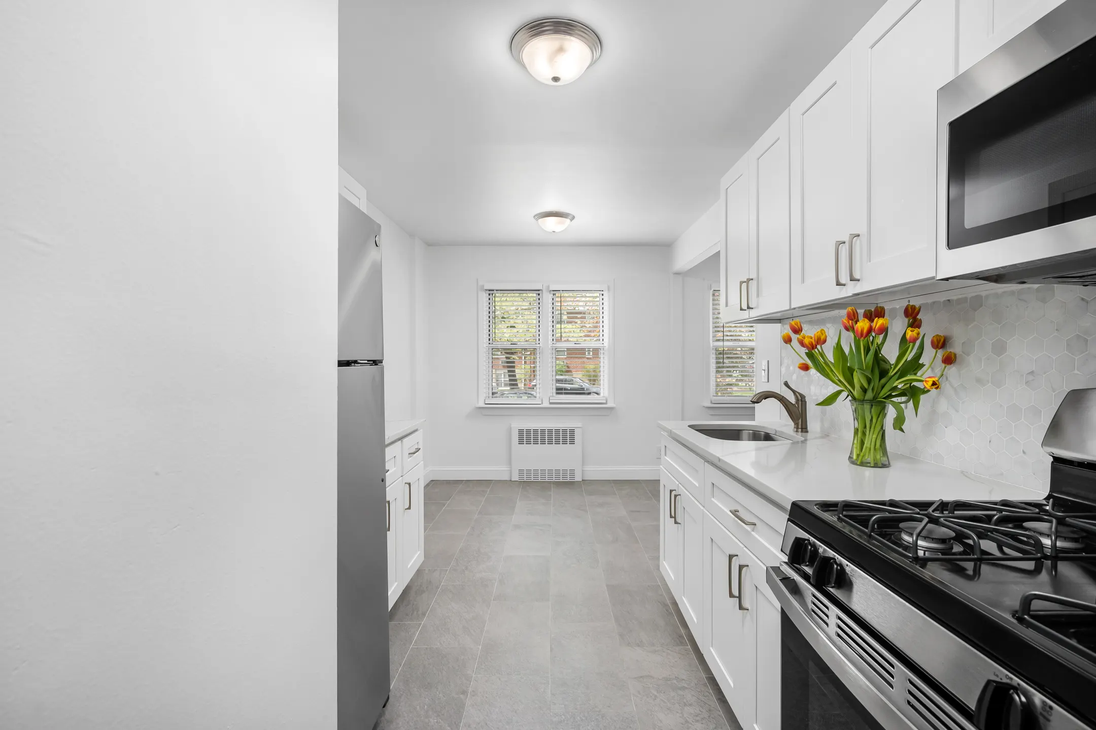 Crestwood Lake Apartments 90 Beaumont Circle Yonkers, NY Apartments