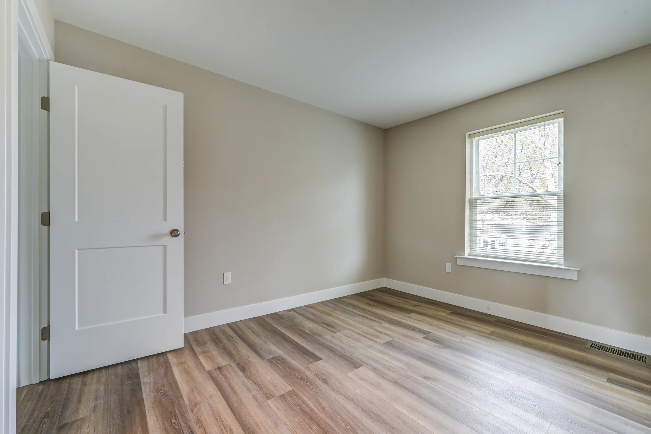 Laurel Hills Townhomes 60 Jefferson Street Easton, PA Townhomes for