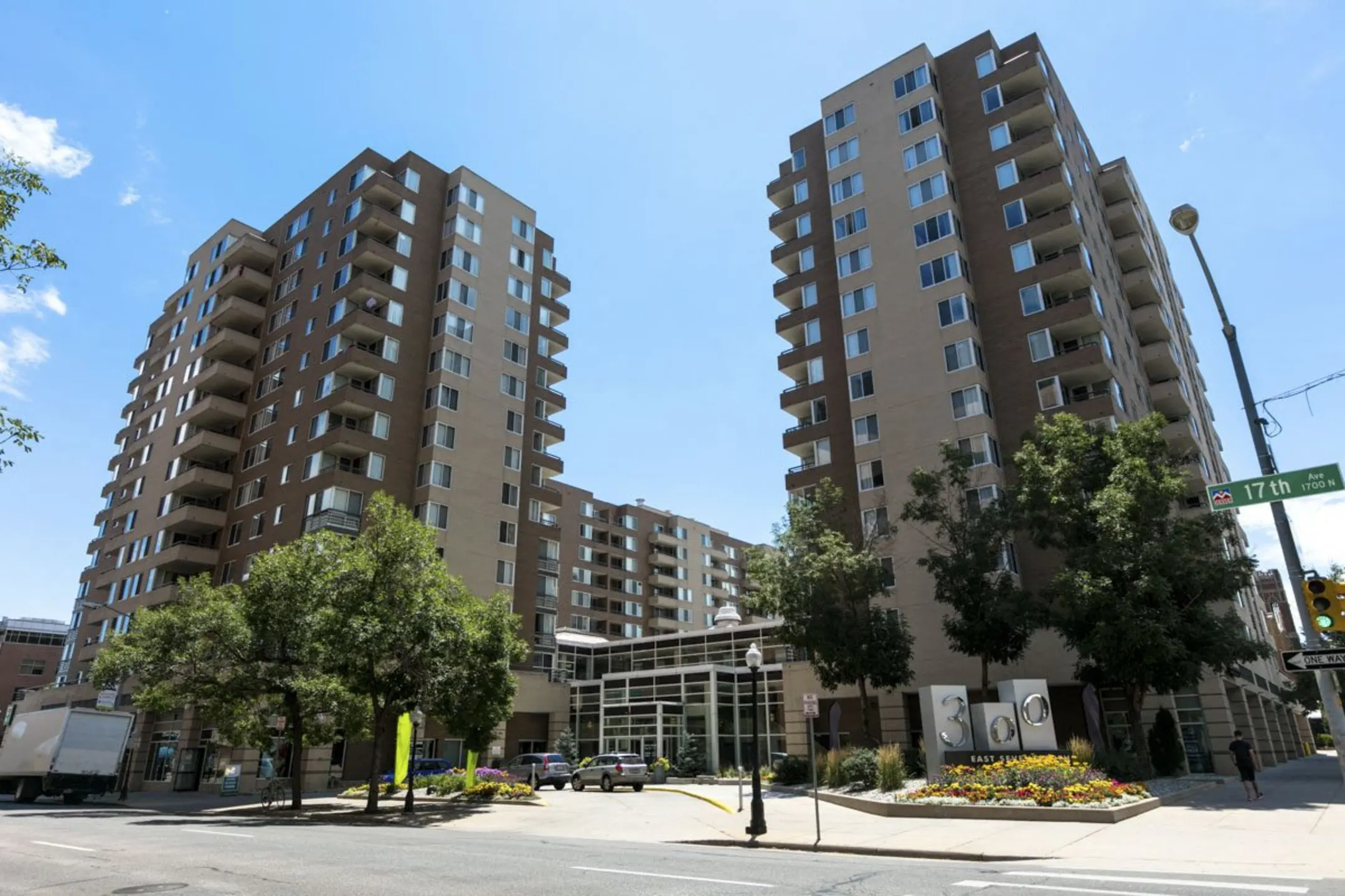 300 East Seventeenth Apartments Denver, CO 80203