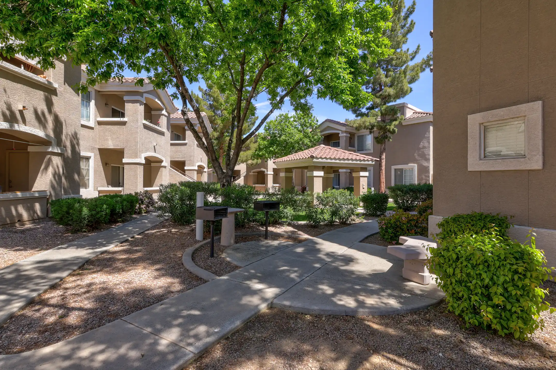 Sun Valley Ranch Apartment Homes 7353 E University Dr Mesa, AZ