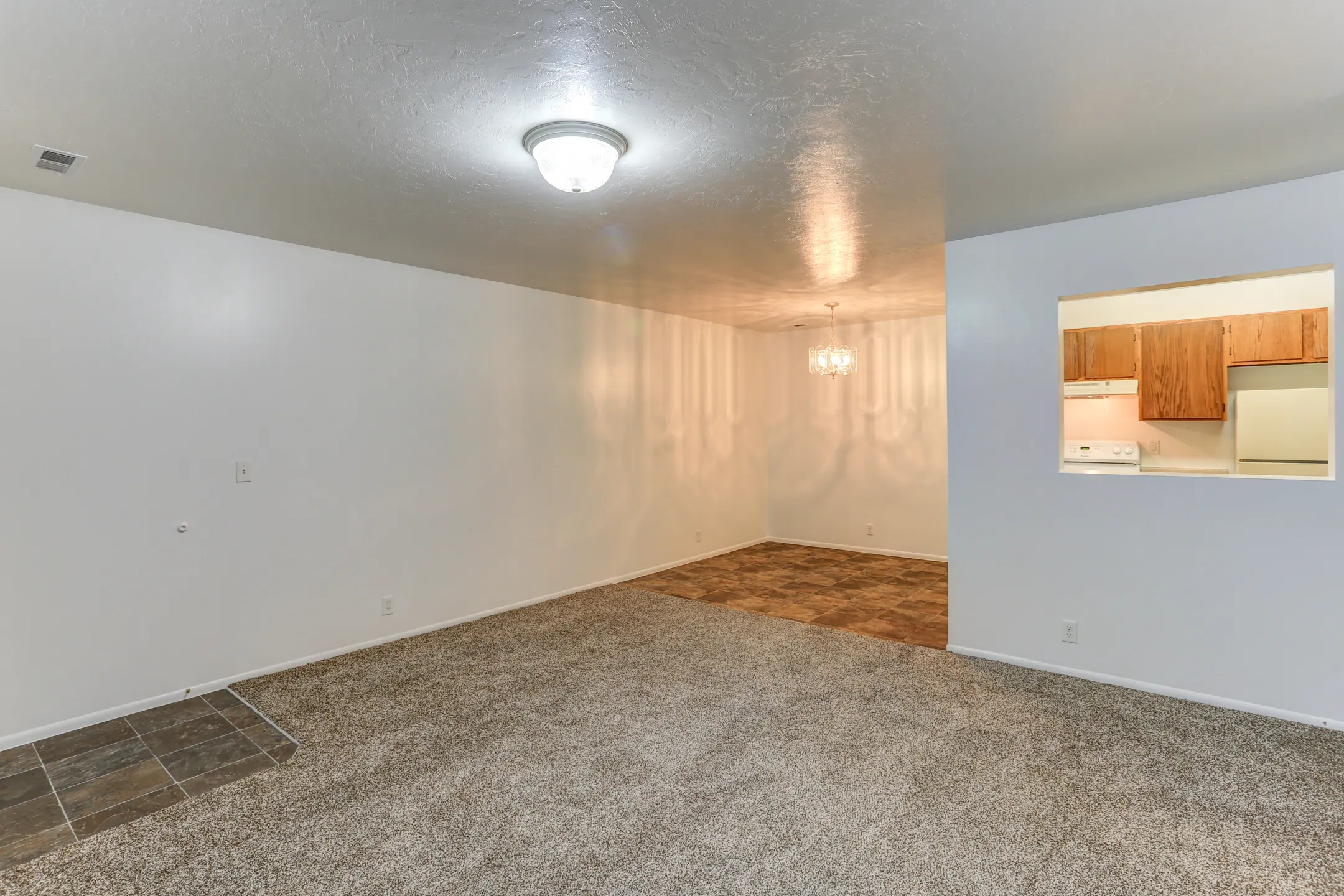 Living Room - Lincoln Park - Salt Lake City, UT