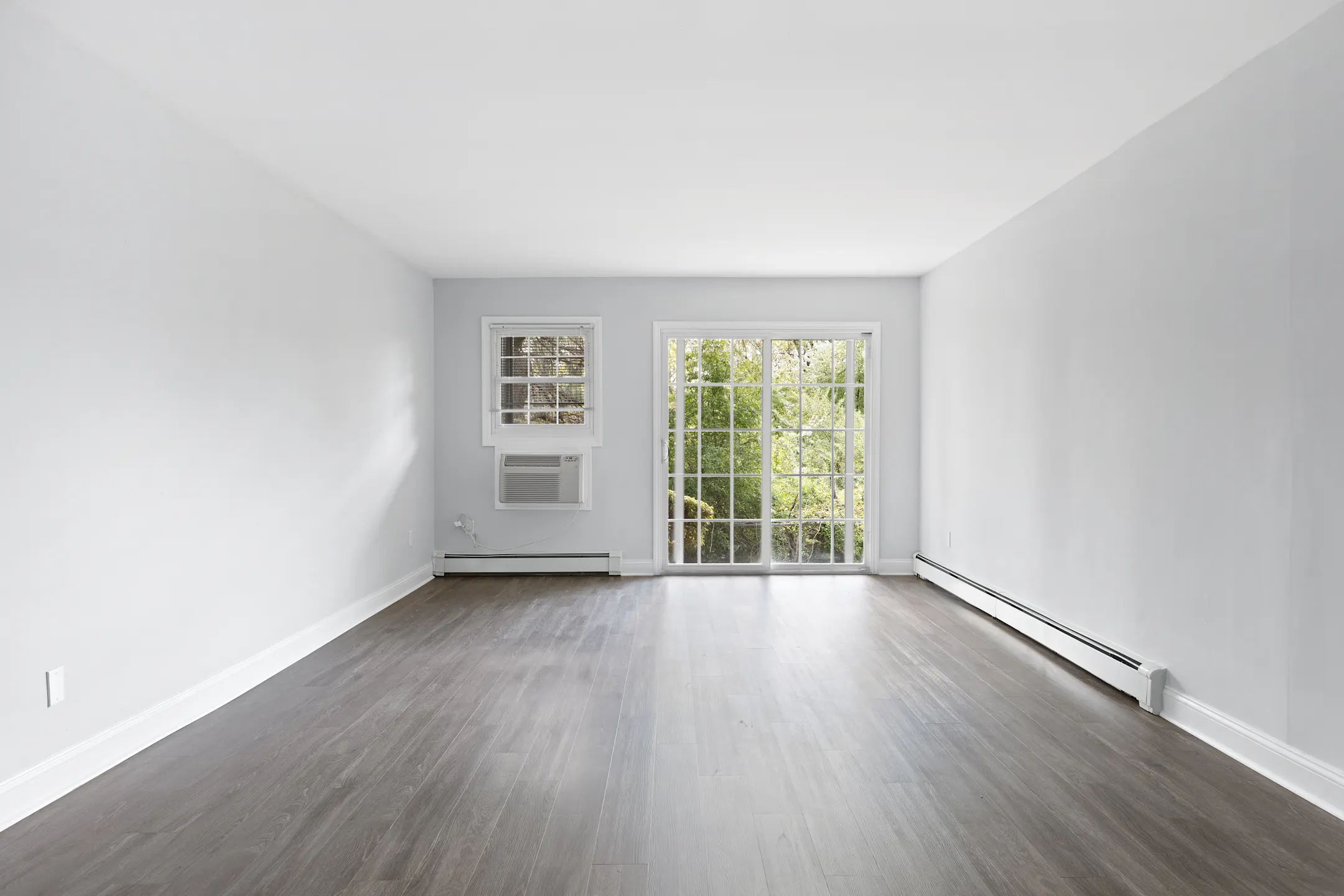 Eagle Rock Apartments At Woodbury Apartments Woodbury, NY 11797