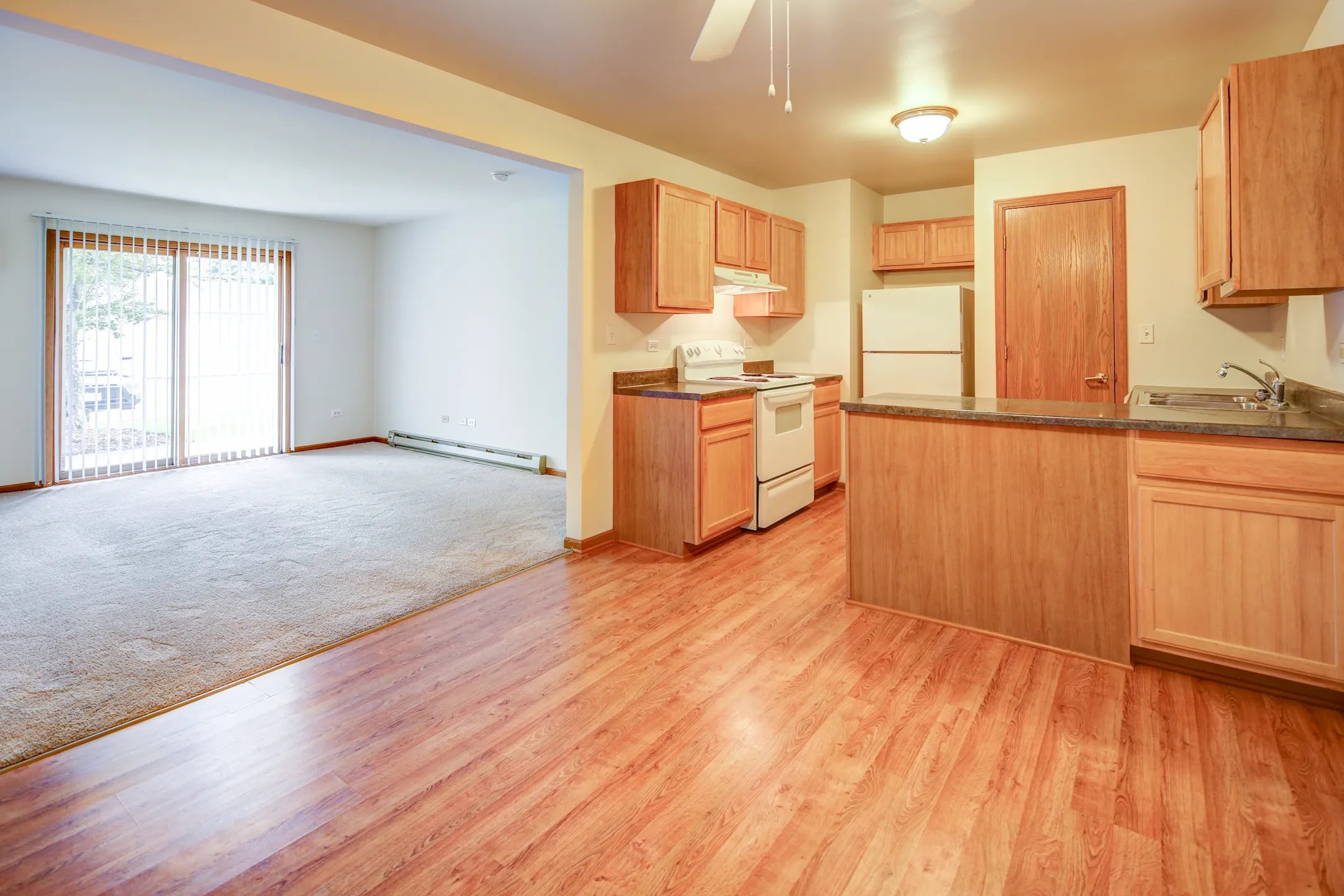 Northfield Court Apartments Harvard, IL 60033