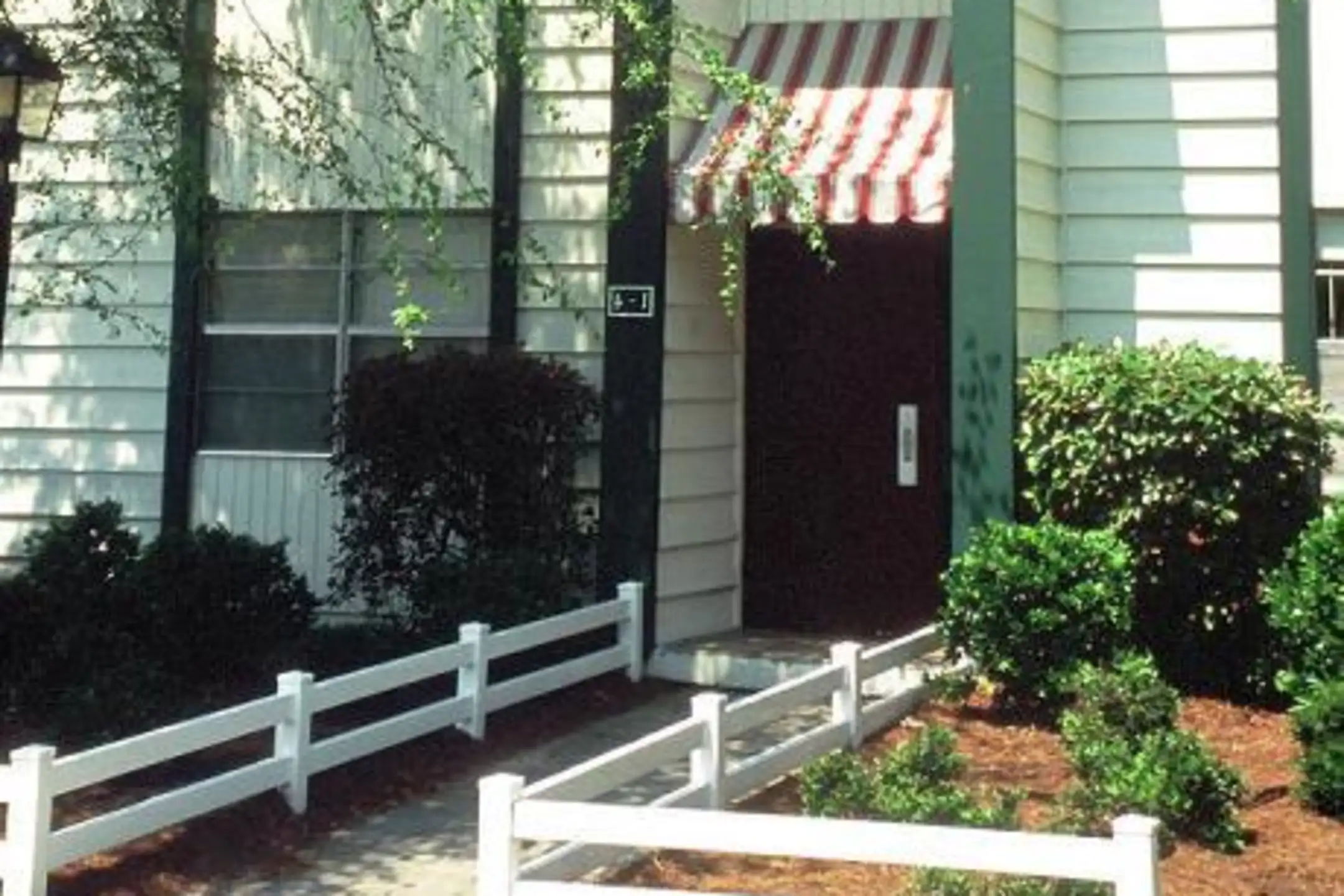 Parish Place Apartments Mount Pleasant, SC 29464