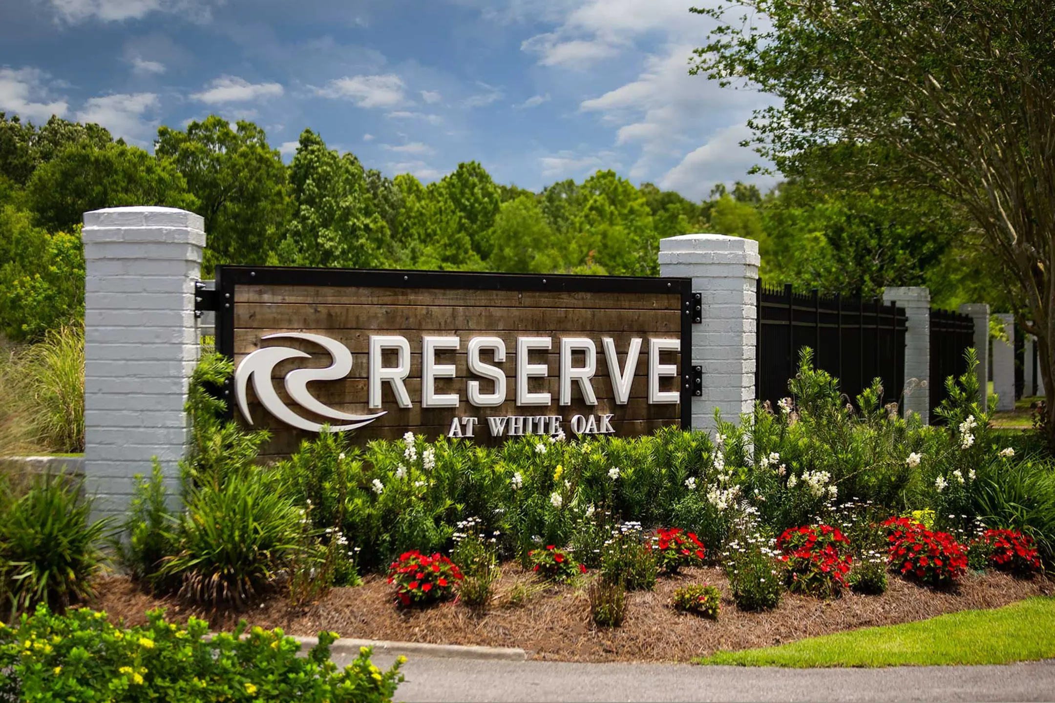 Community Signage - The Reserve at White Oak - Baton Rouge, LA