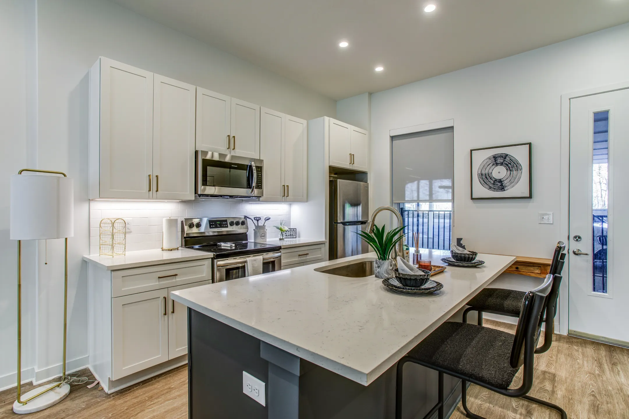 Flats at Donelson Plaza 2708 Old Lebanon Road Nashville, TN Apartments for Rent Rent.