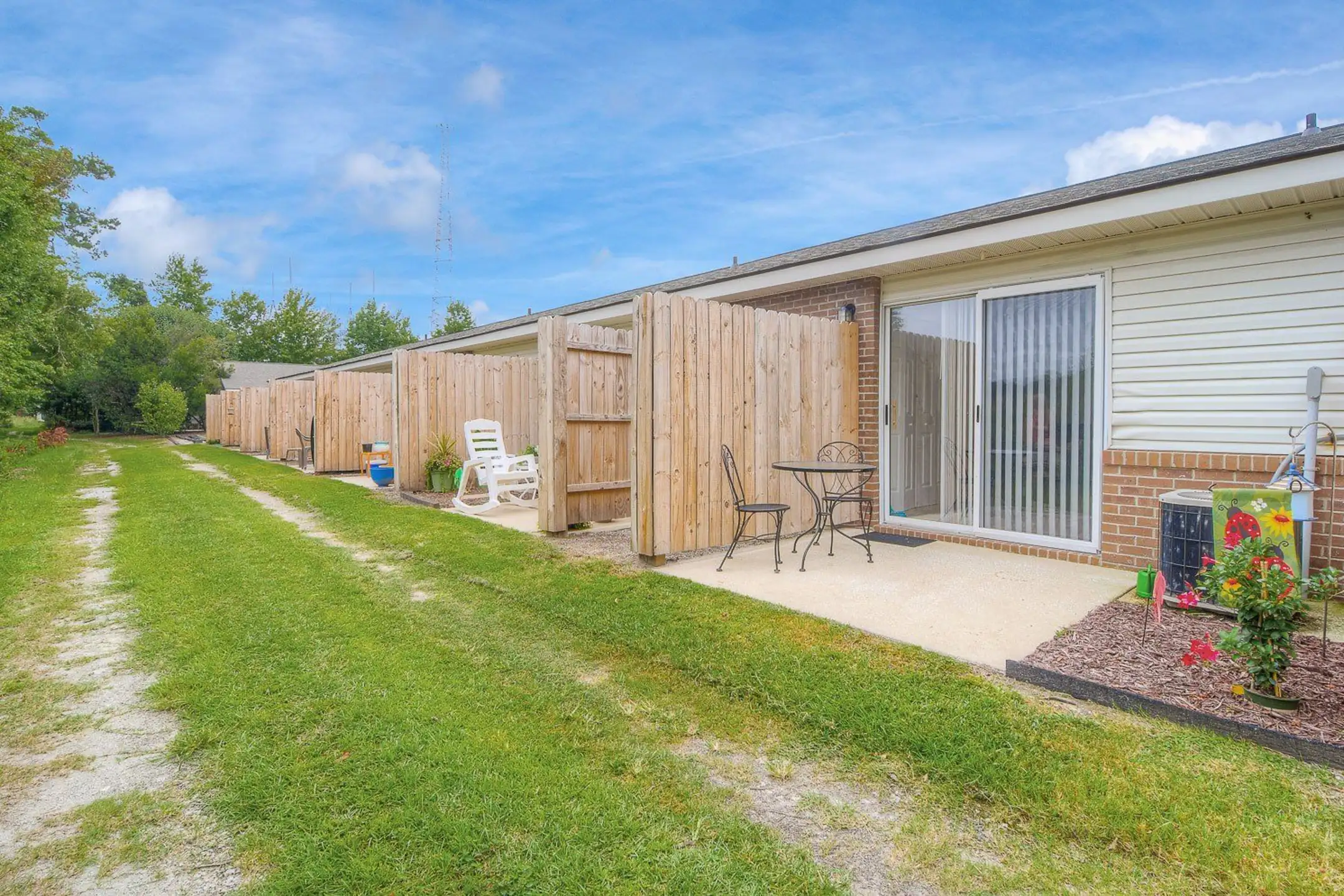Building - Garden Grove - Murrells Inlet, SC