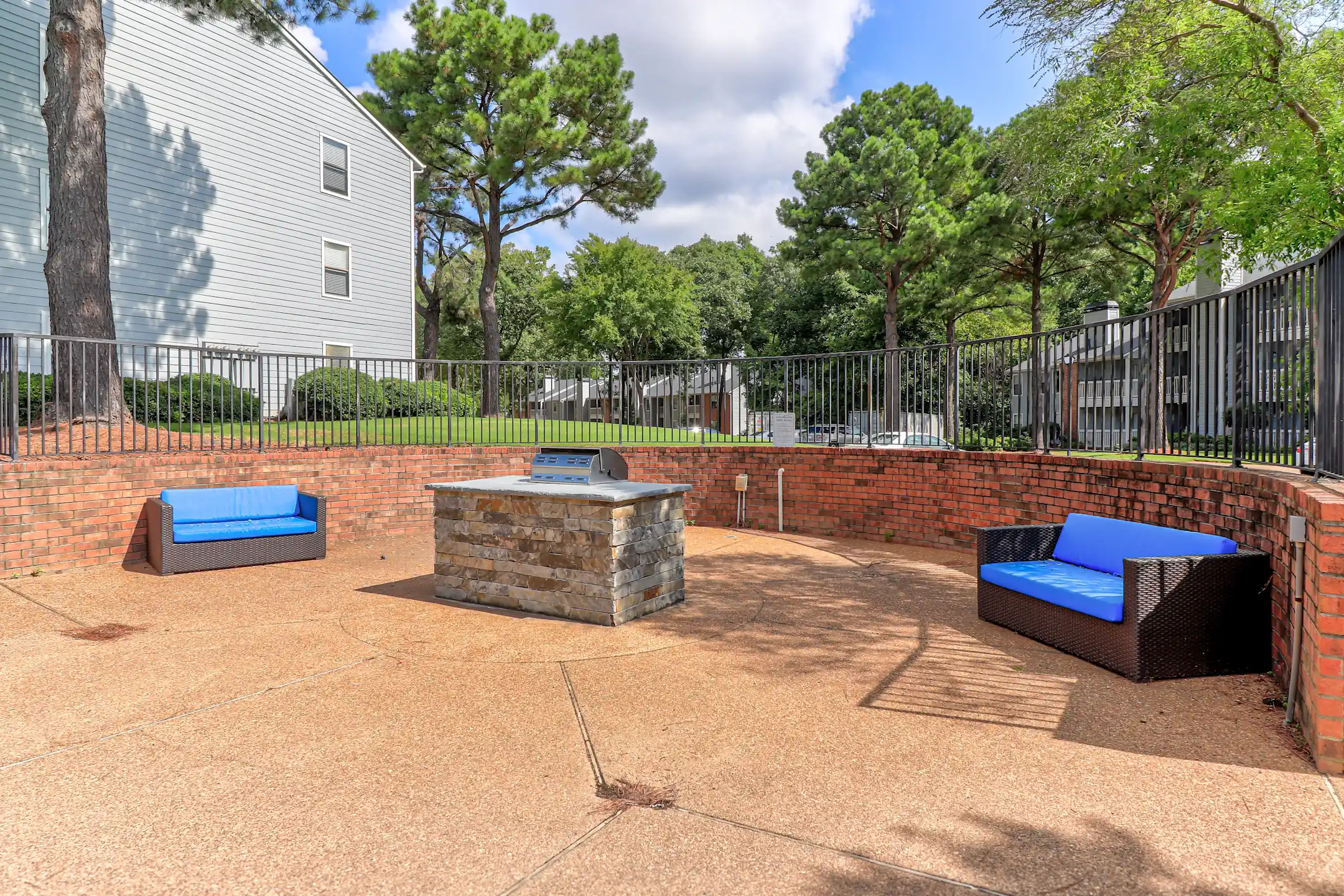 Hickory Grove Apartments Memphis, TN 38115