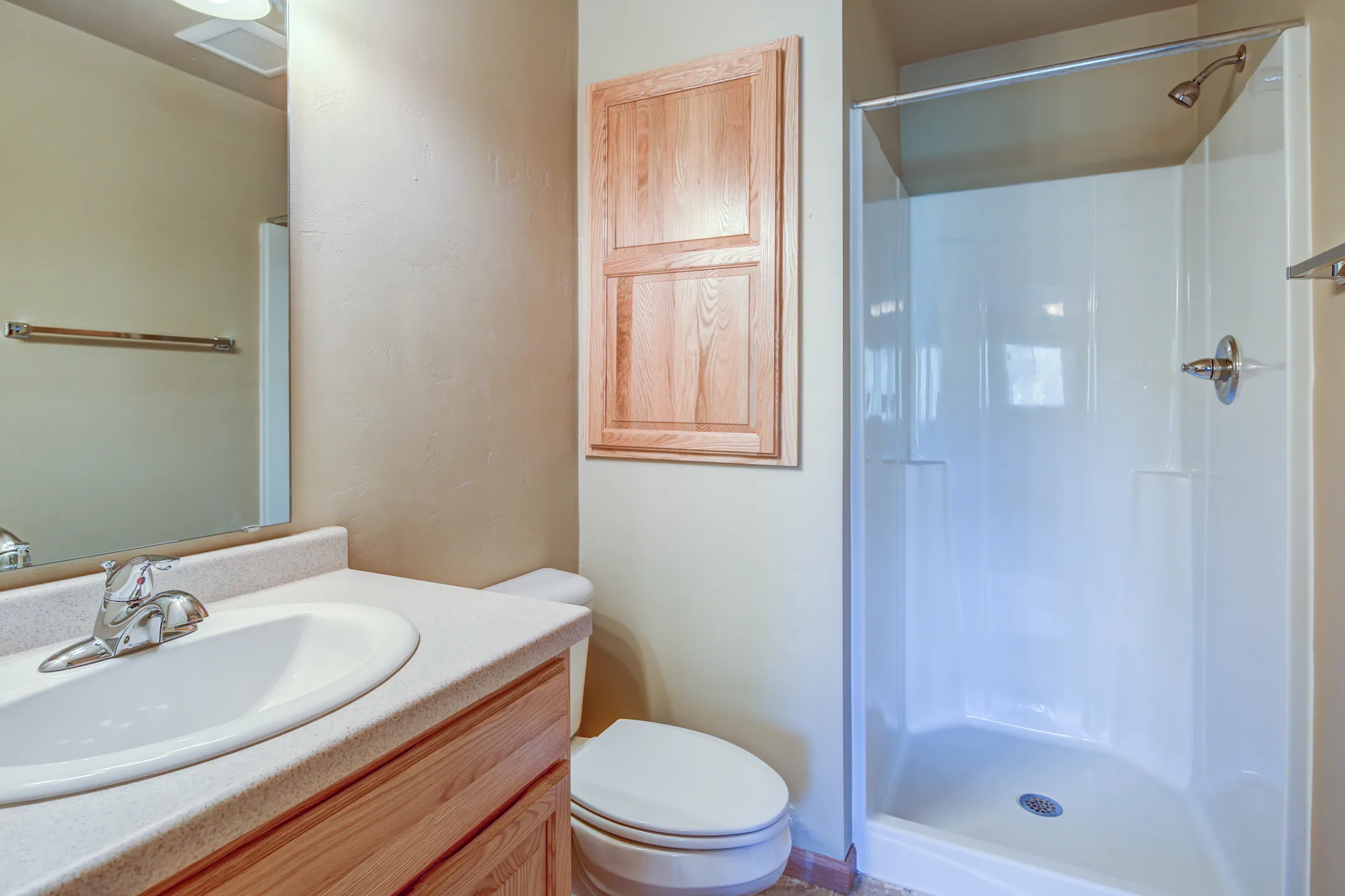 Ontario Road Apartments 1501 Ontario Rd Green Bay, WI Apartments