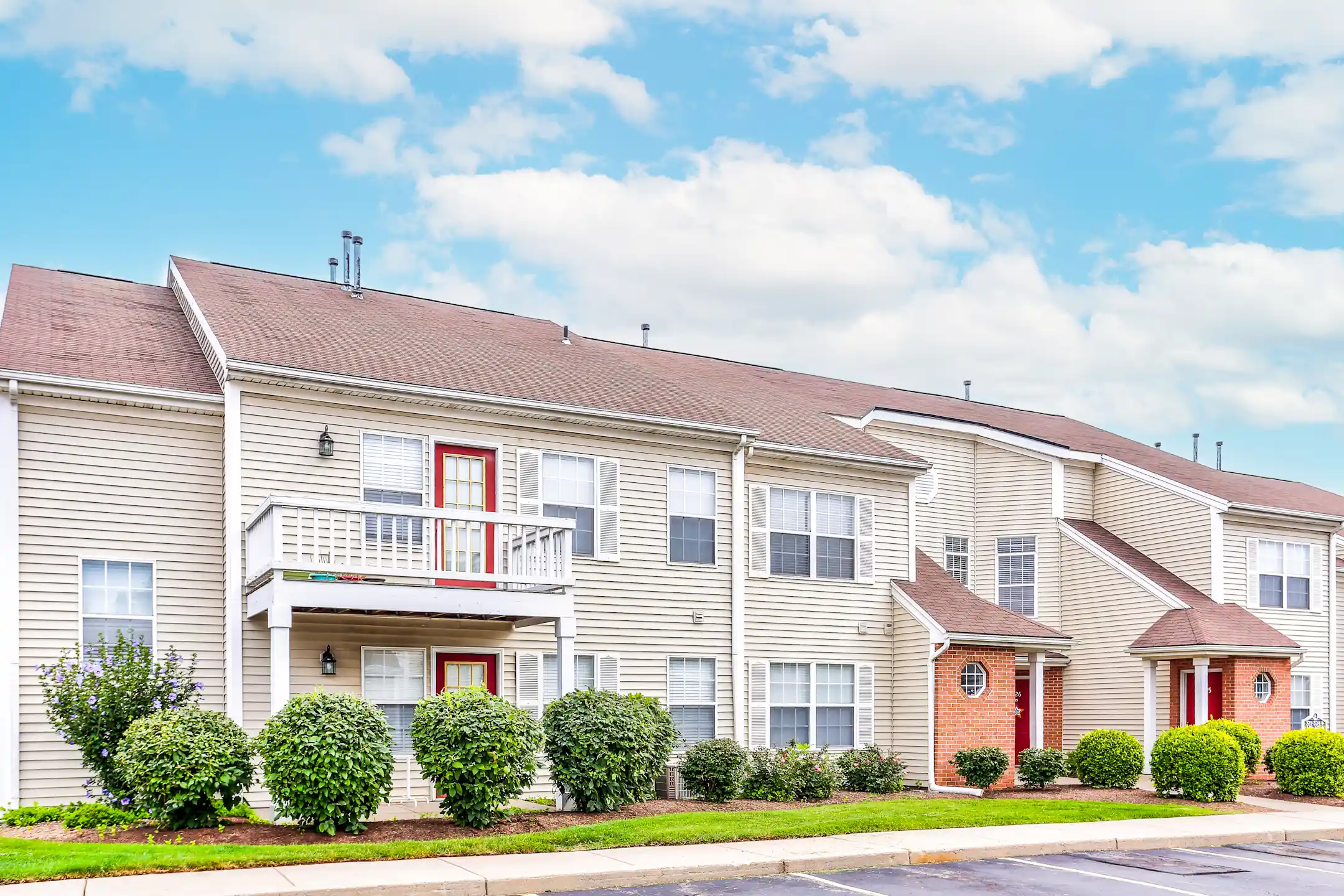 Larkin Creek Luxury Apartments Apartments Rochester, NY 14626